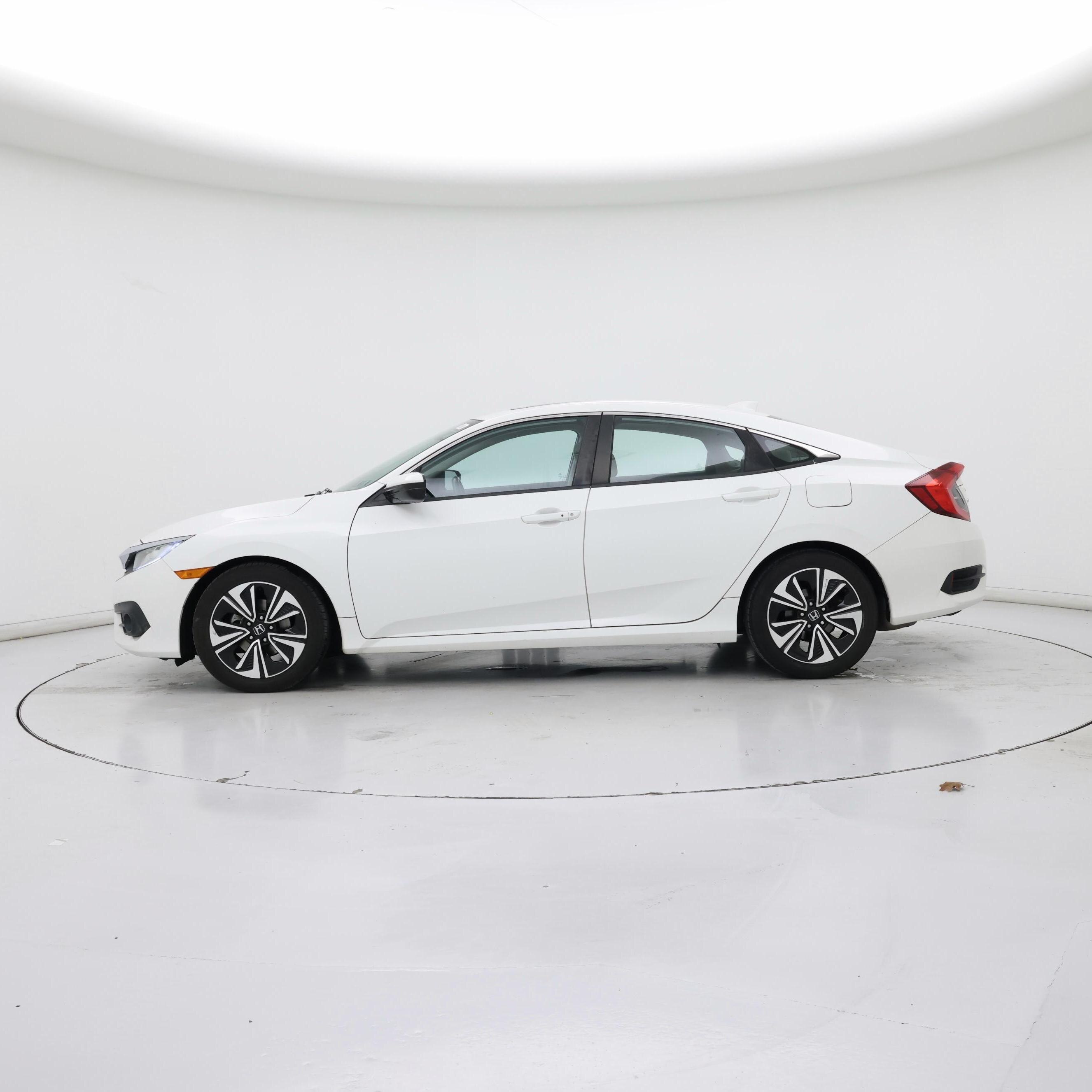 Thumbnail: 2016 Honda Civic - 3