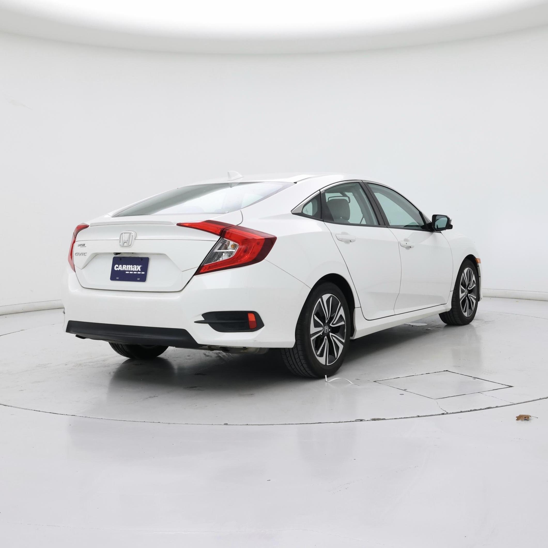 Thumbnail: 2016 Honda Civic - 8