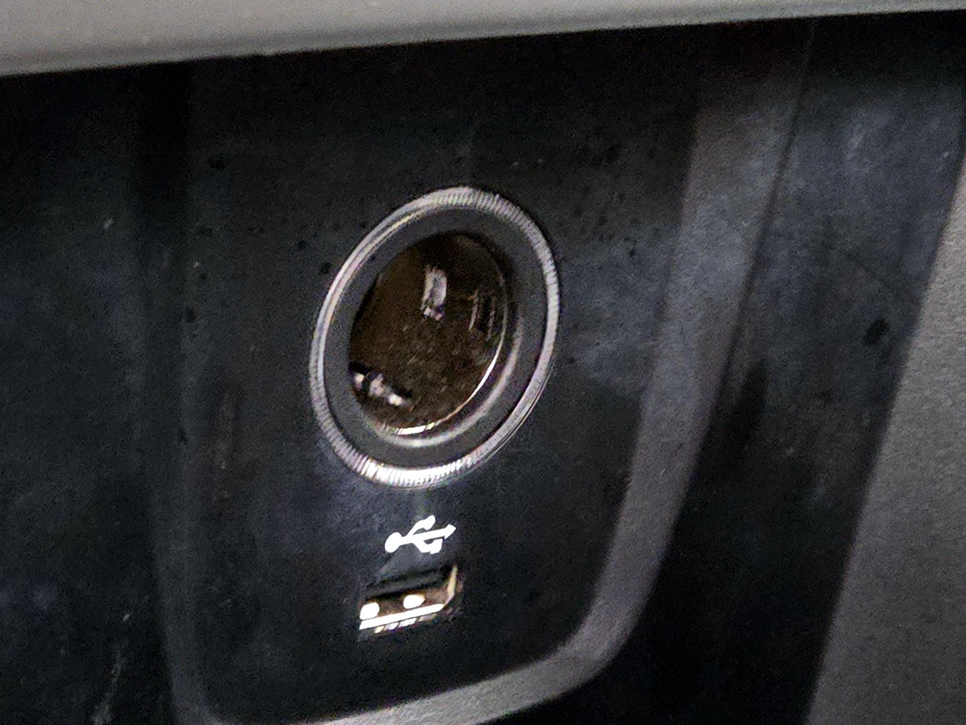 Thumbnail: 2021 BMW X1 - 18