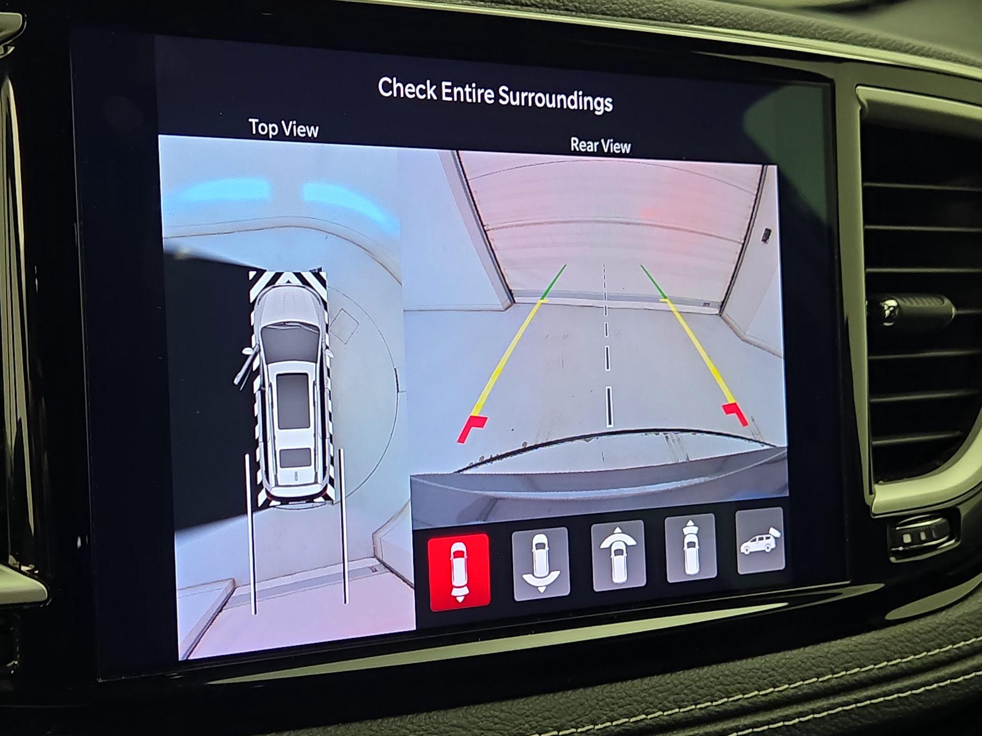 Thumbnail: 2021 Chrysler Pacifica - 13