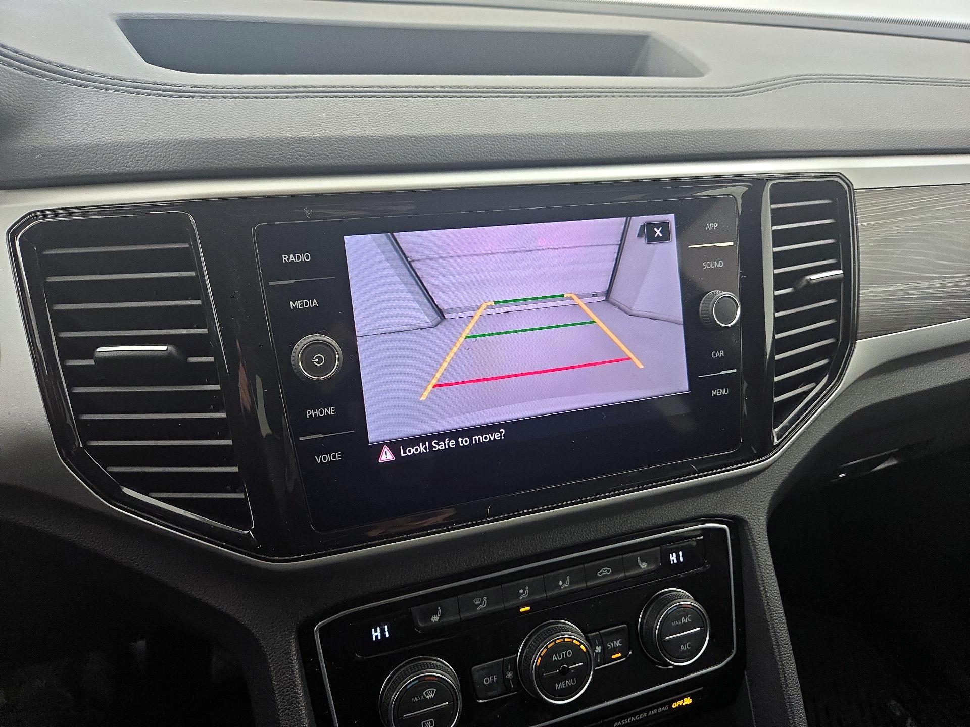 Thumbnail: 2022 Volkswagen Atlas - 14