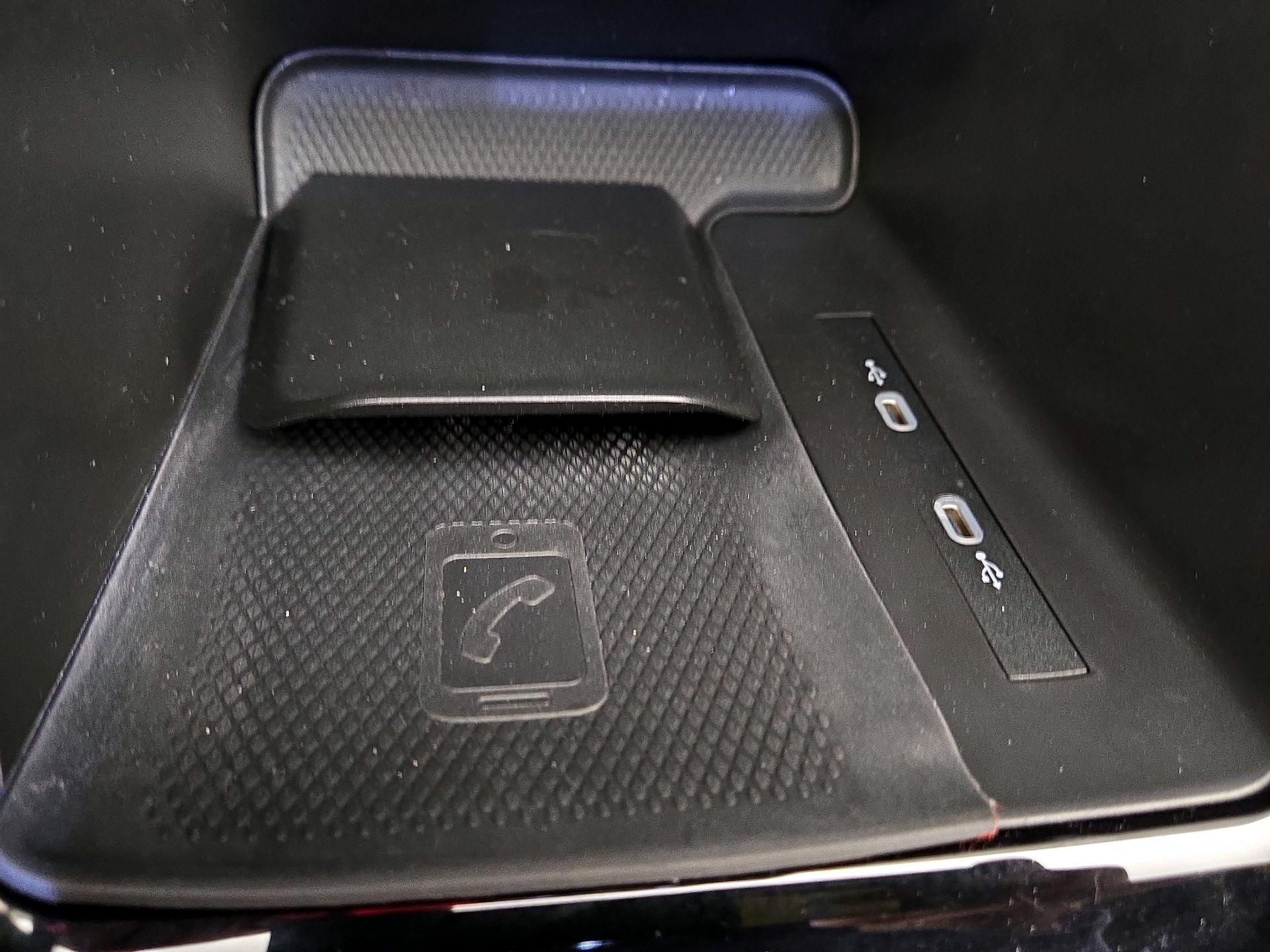 Thumbnail: 2023 Volkswagen ID.4 - 18