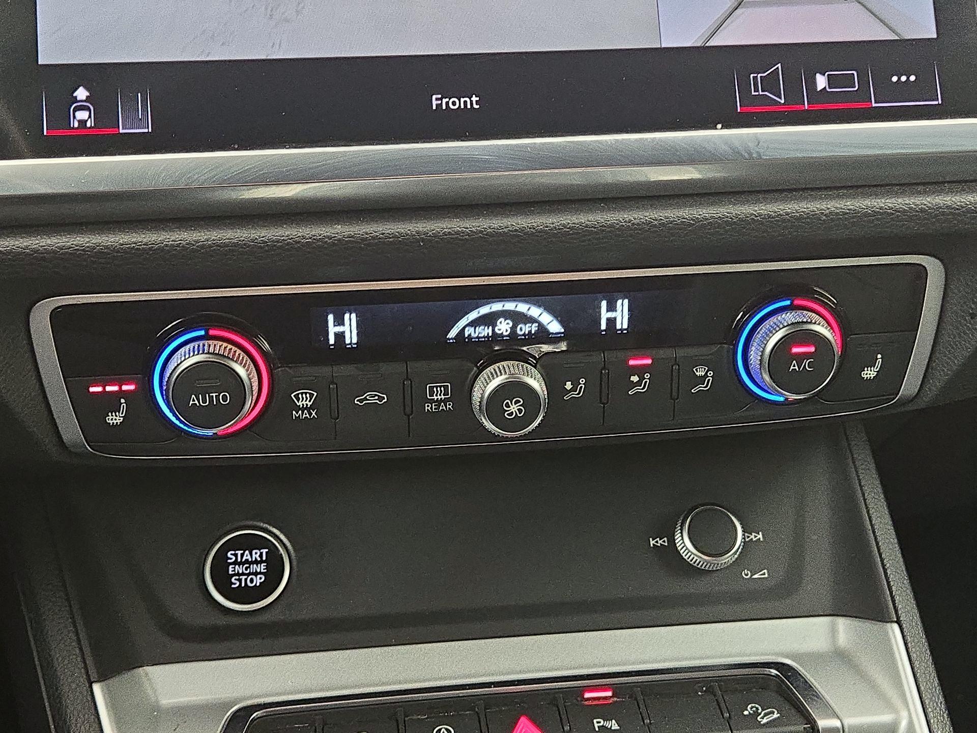 Thumbnail: 2023 Audi Q3 - 16