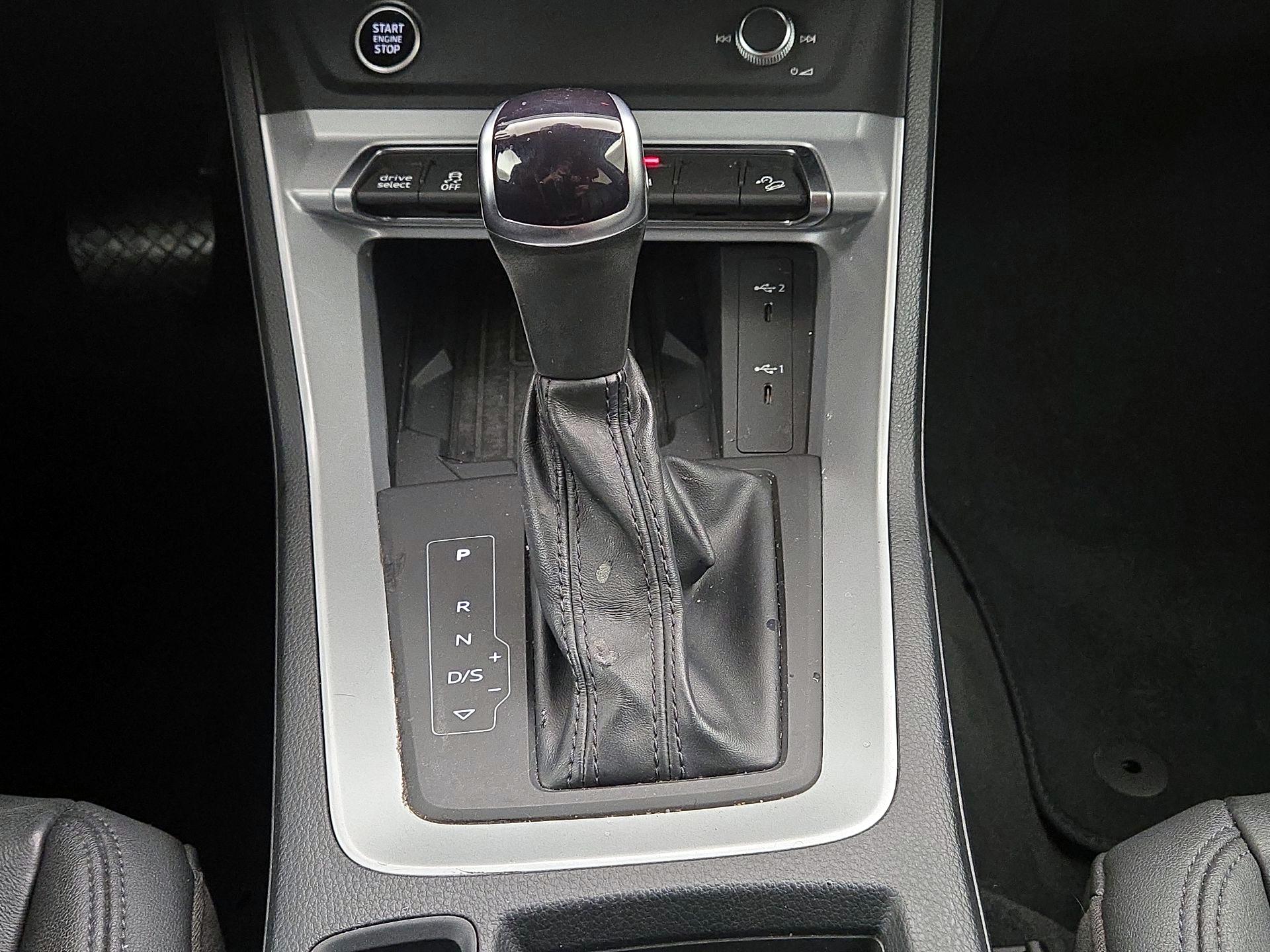 Thumbnail: 2023 Audi Q3 - 17