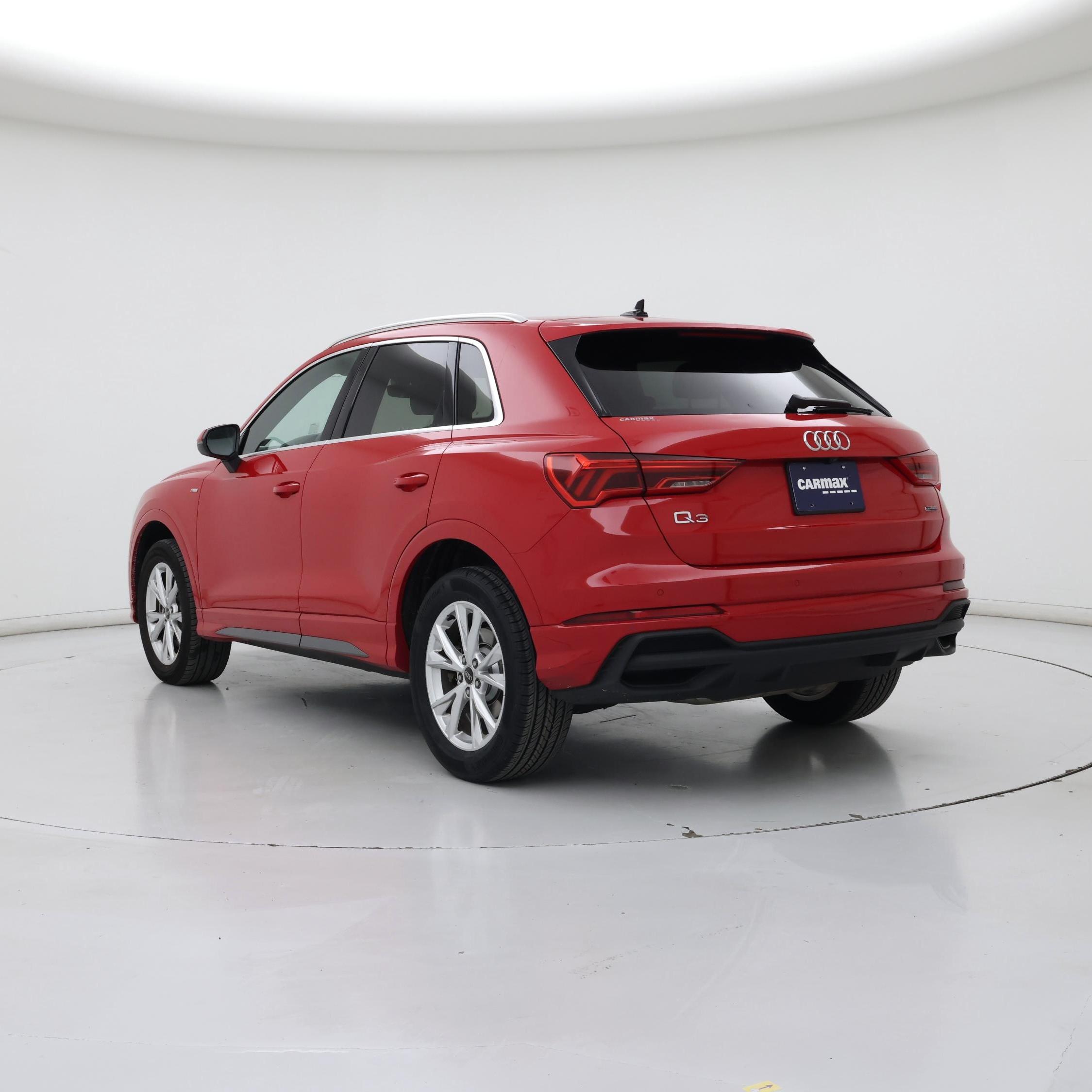 Thumbnail: 2023 Audi Q3 - 2