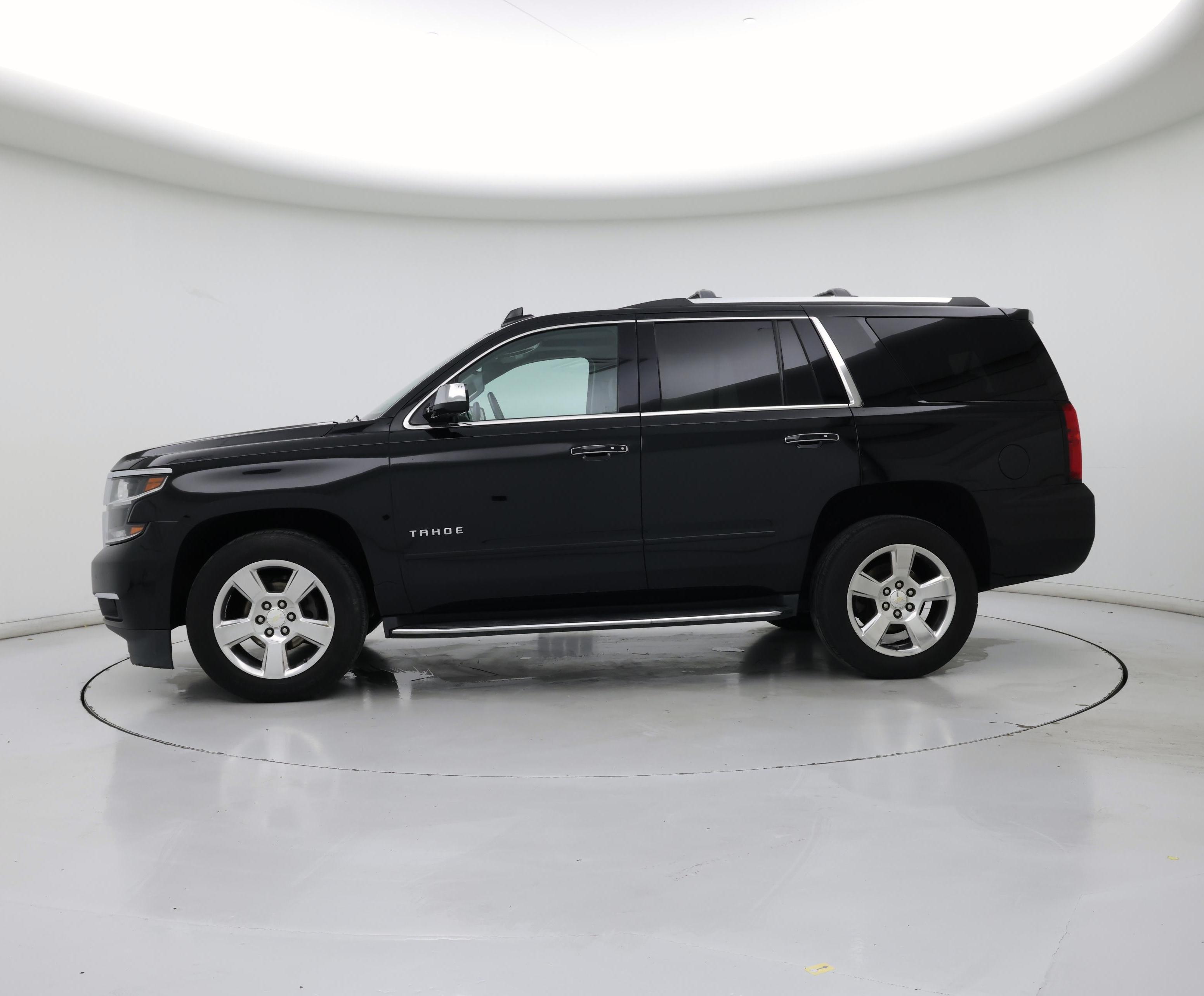 Thumbnail: 2016 Chevrolet Tahoe - 3