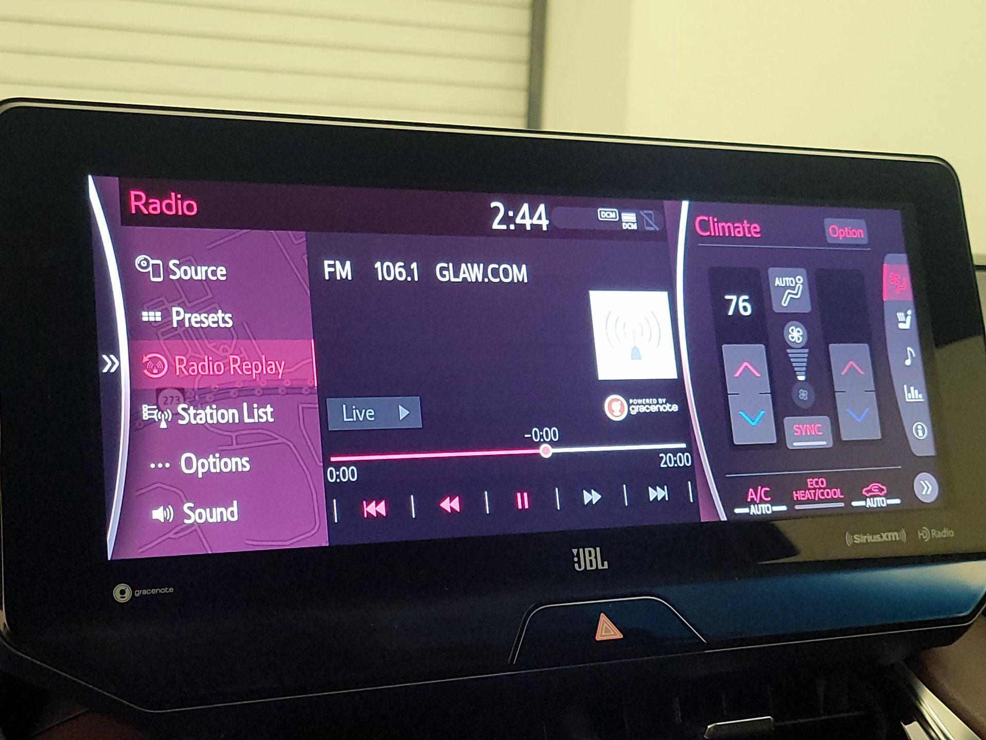 Thumbnail: 2021 Toyota Venza - 16