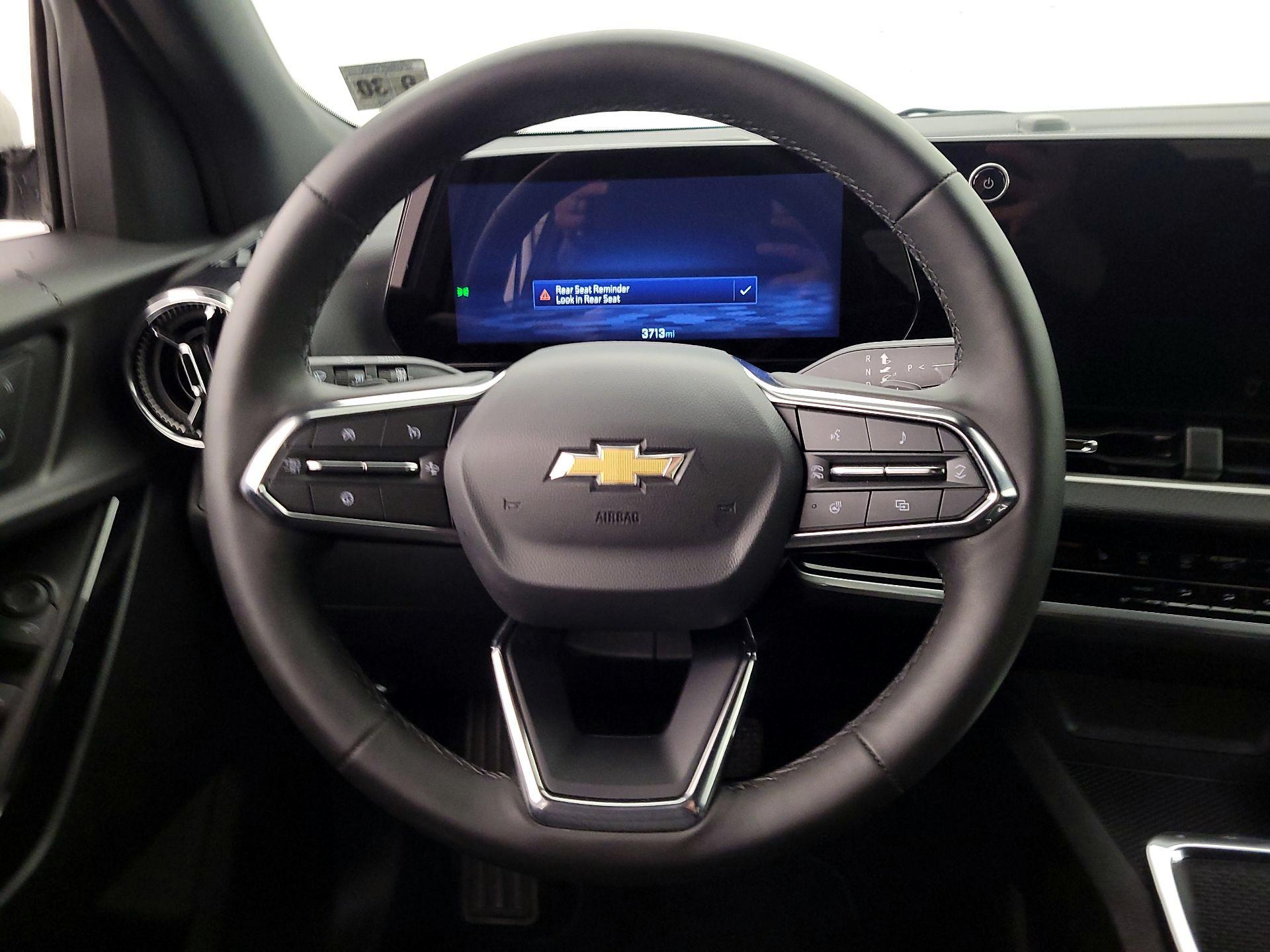 Thumbnail: 2026 Chevrolet Equinox - 10