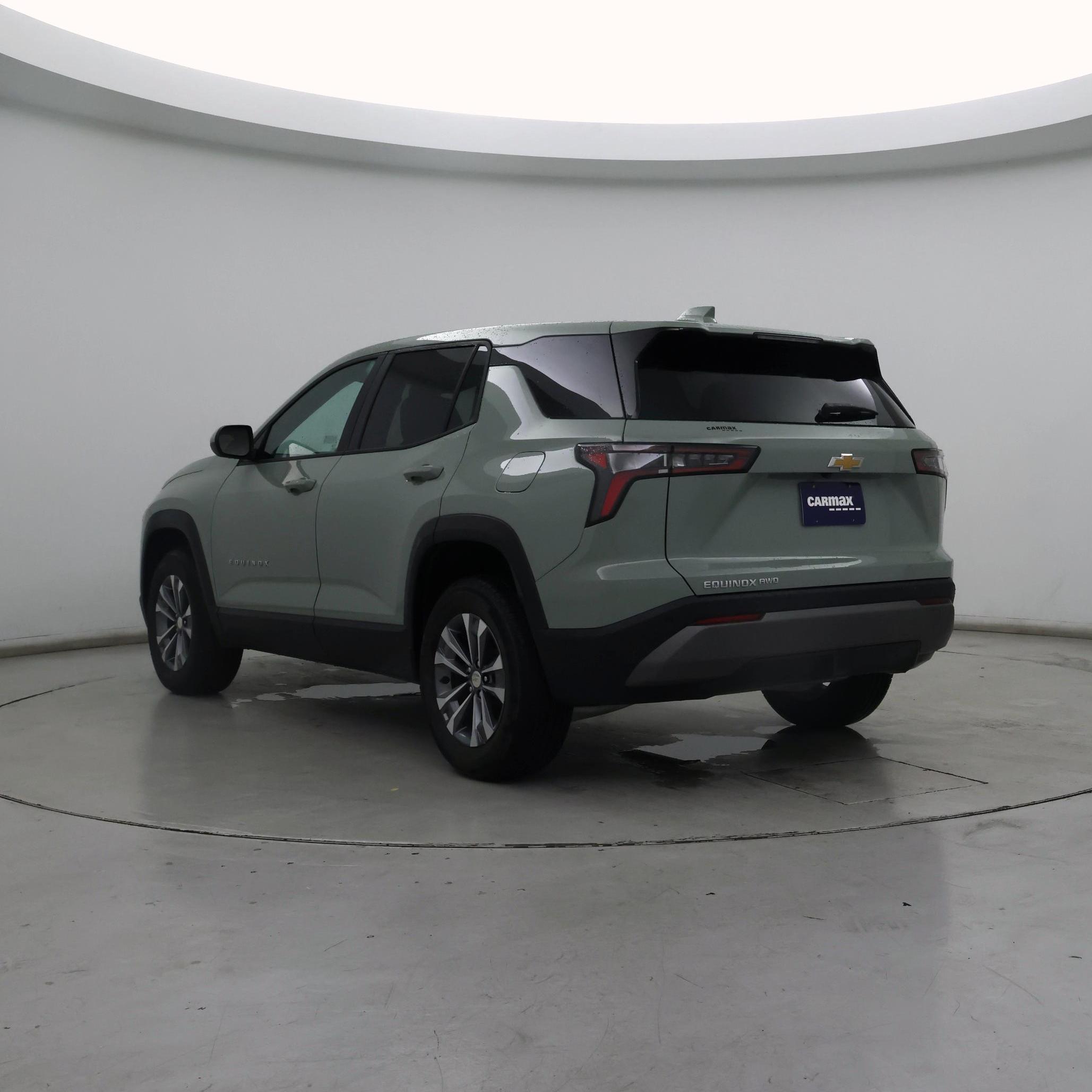 Thumbnail: 2026 Chevrolet Equinox - 2