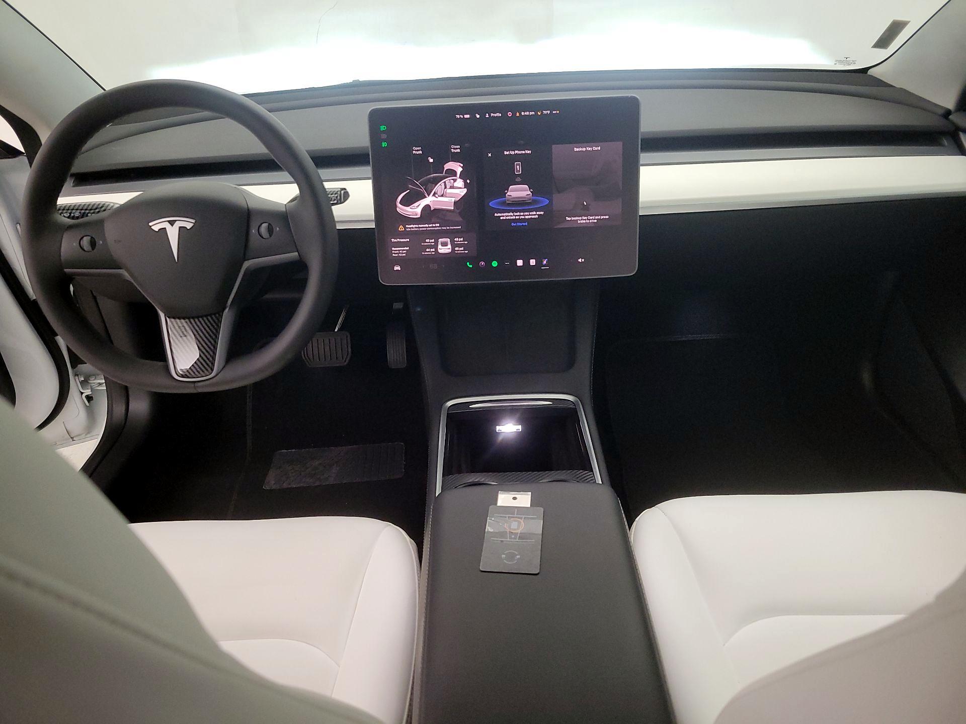Thumbnail: 2022 Tesla Model 3 - 9