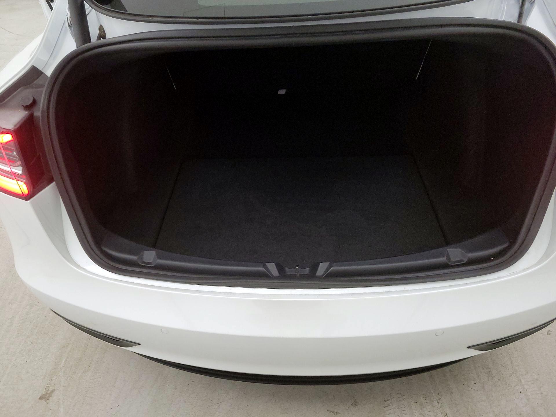 Thumbnail: 2022 Tesla Model 3 - 20