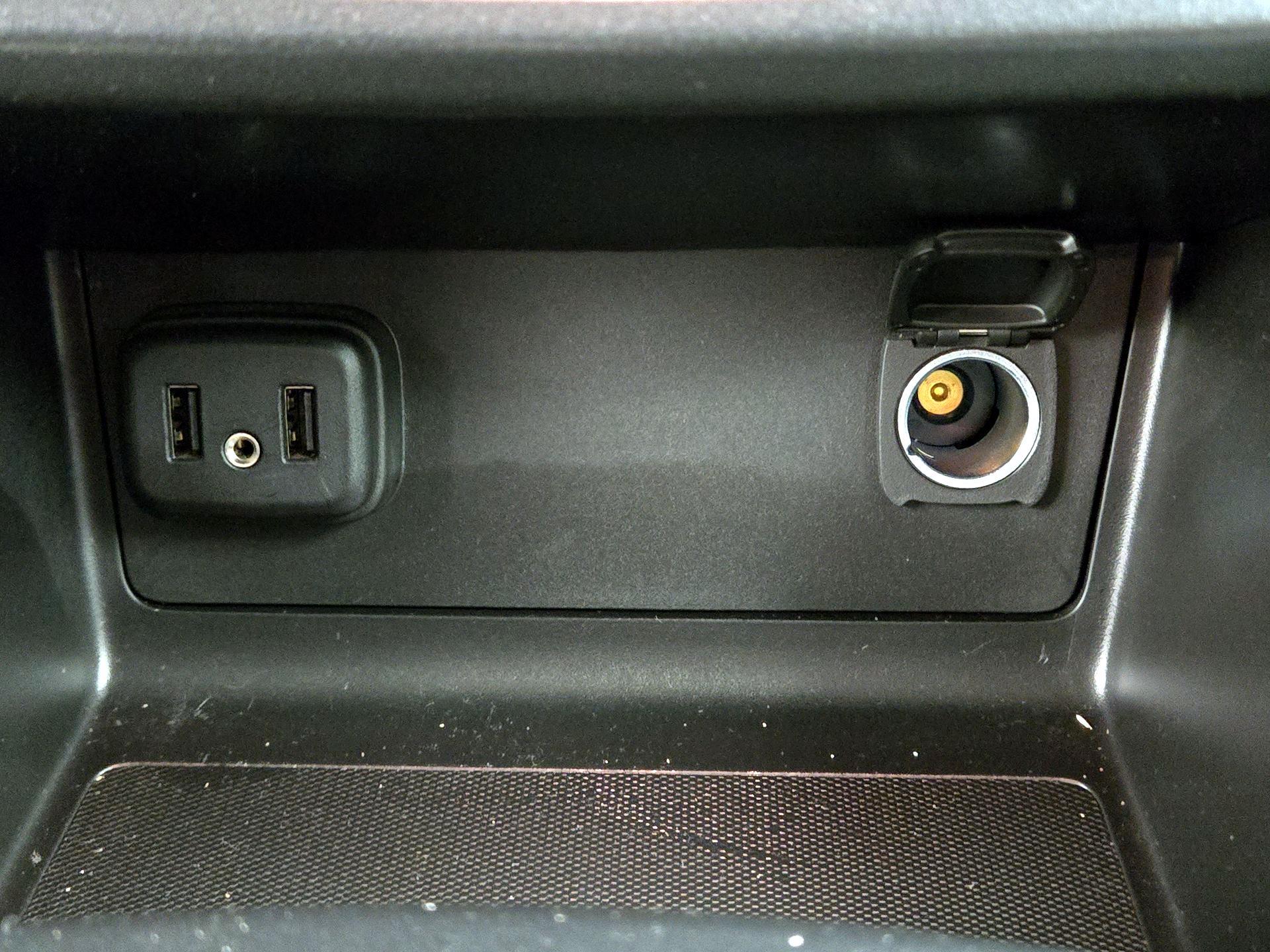 Thumbnail: 2020 GMC Canyon - 18