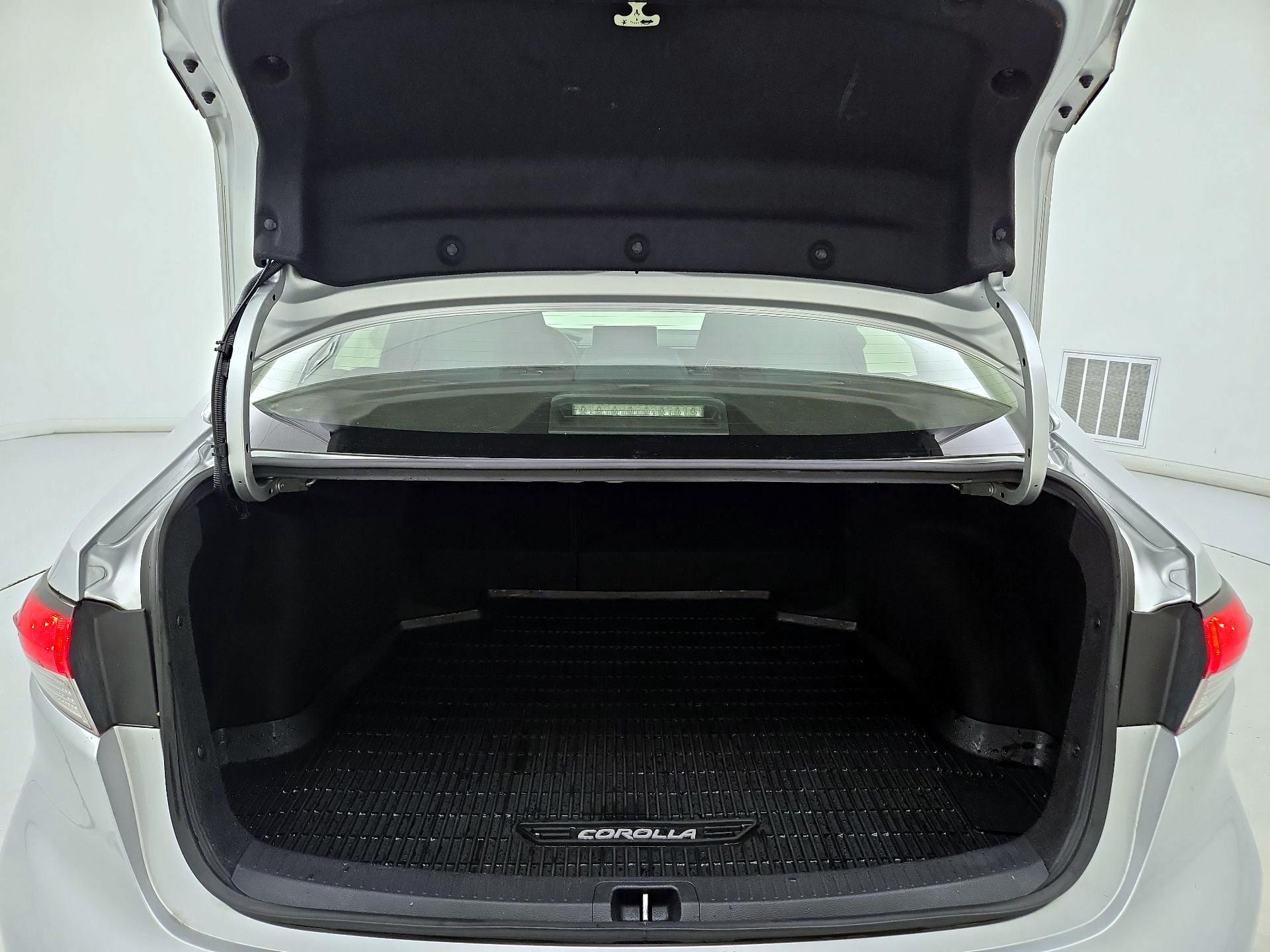 Thumbnail: 2020 Toyota Corolla - 19