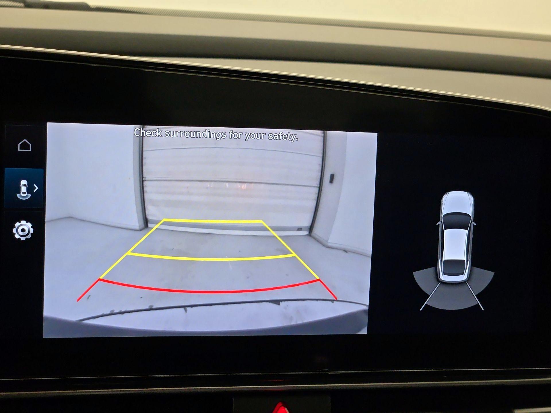 Thumbnail: 2023 Hyundai Elantra - 14