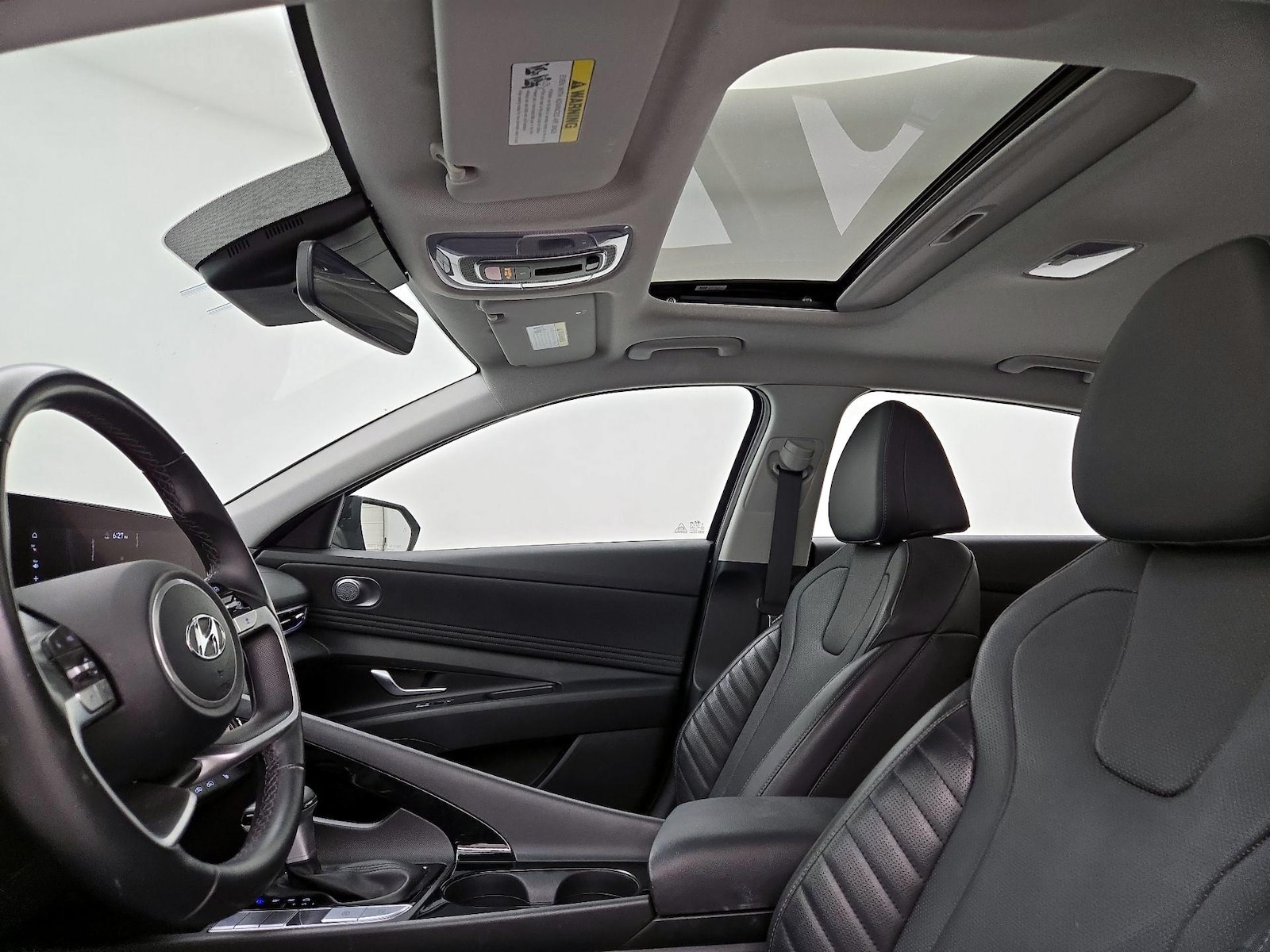 2023 Hyundai Elantra Limited - Photo 20