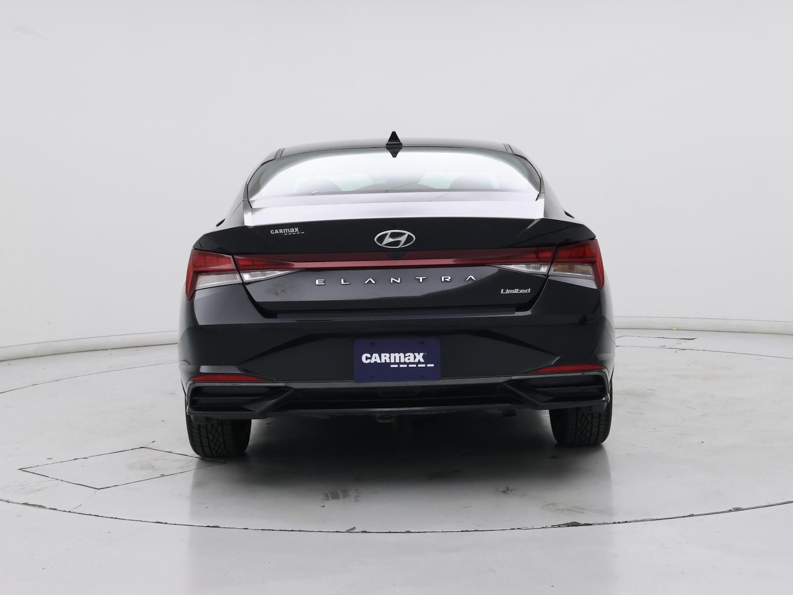 2023 Hyundai Elantra Limited - Photo 7