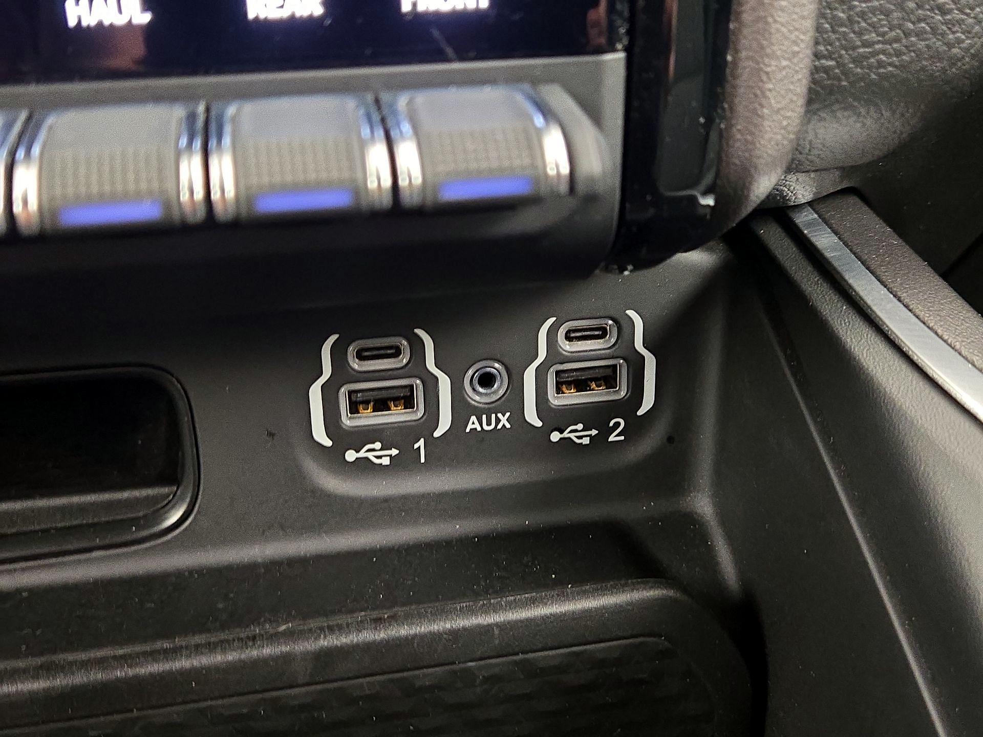 Thumbnail: 2021 RAM 1500 - 19