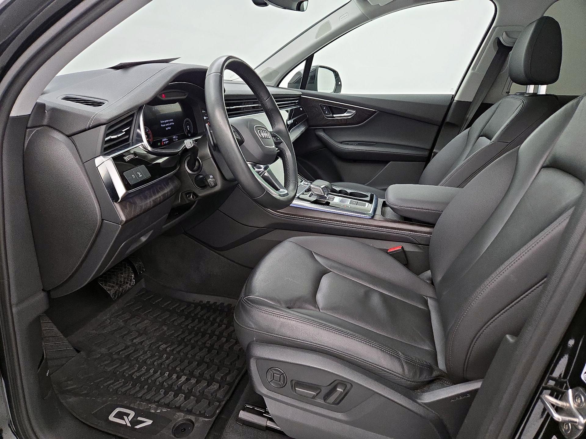 Thumbnail: 2023 Audi Q7 - 11