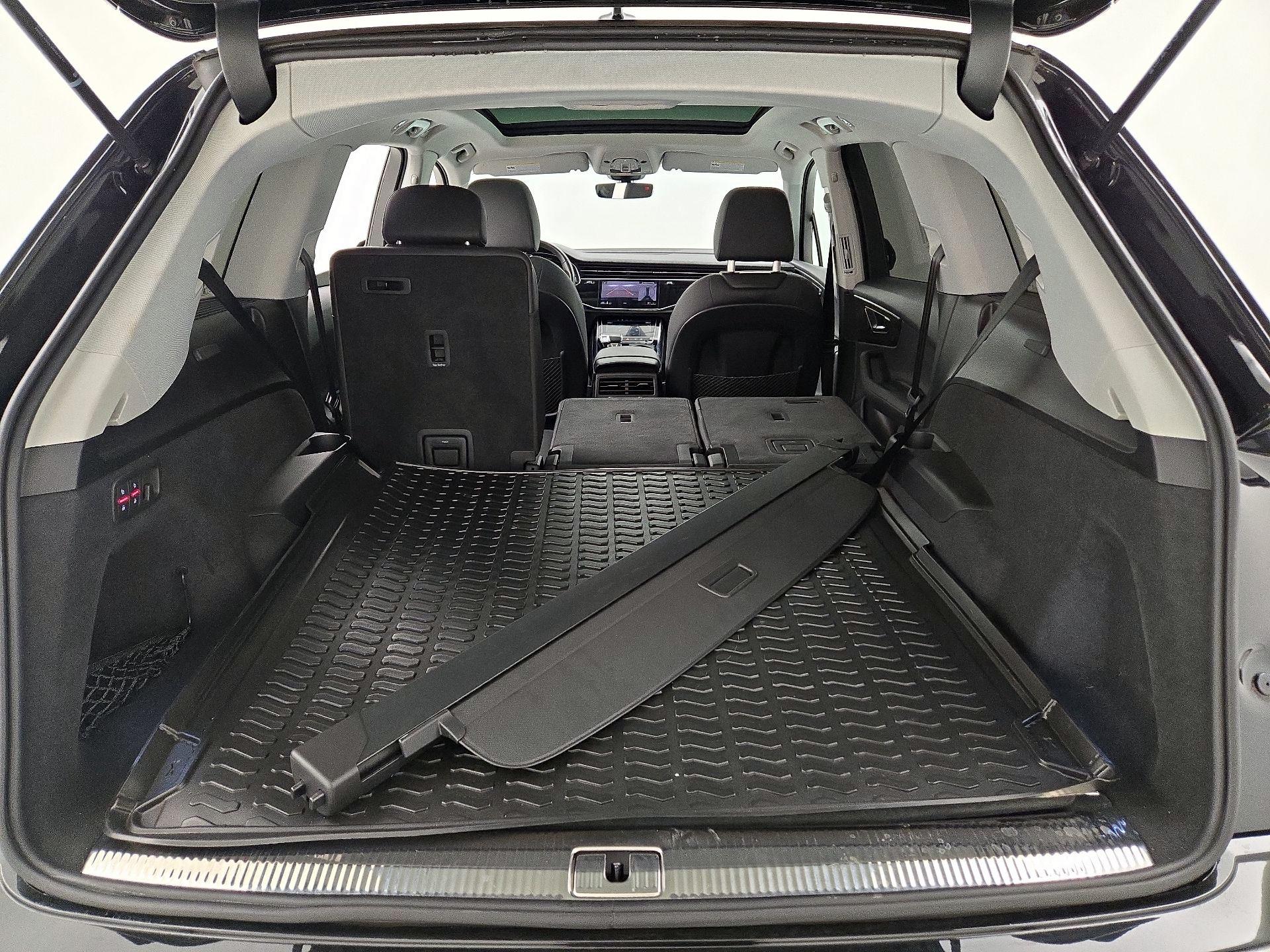 Thumbnail: 2023 Audi Q7 - 19