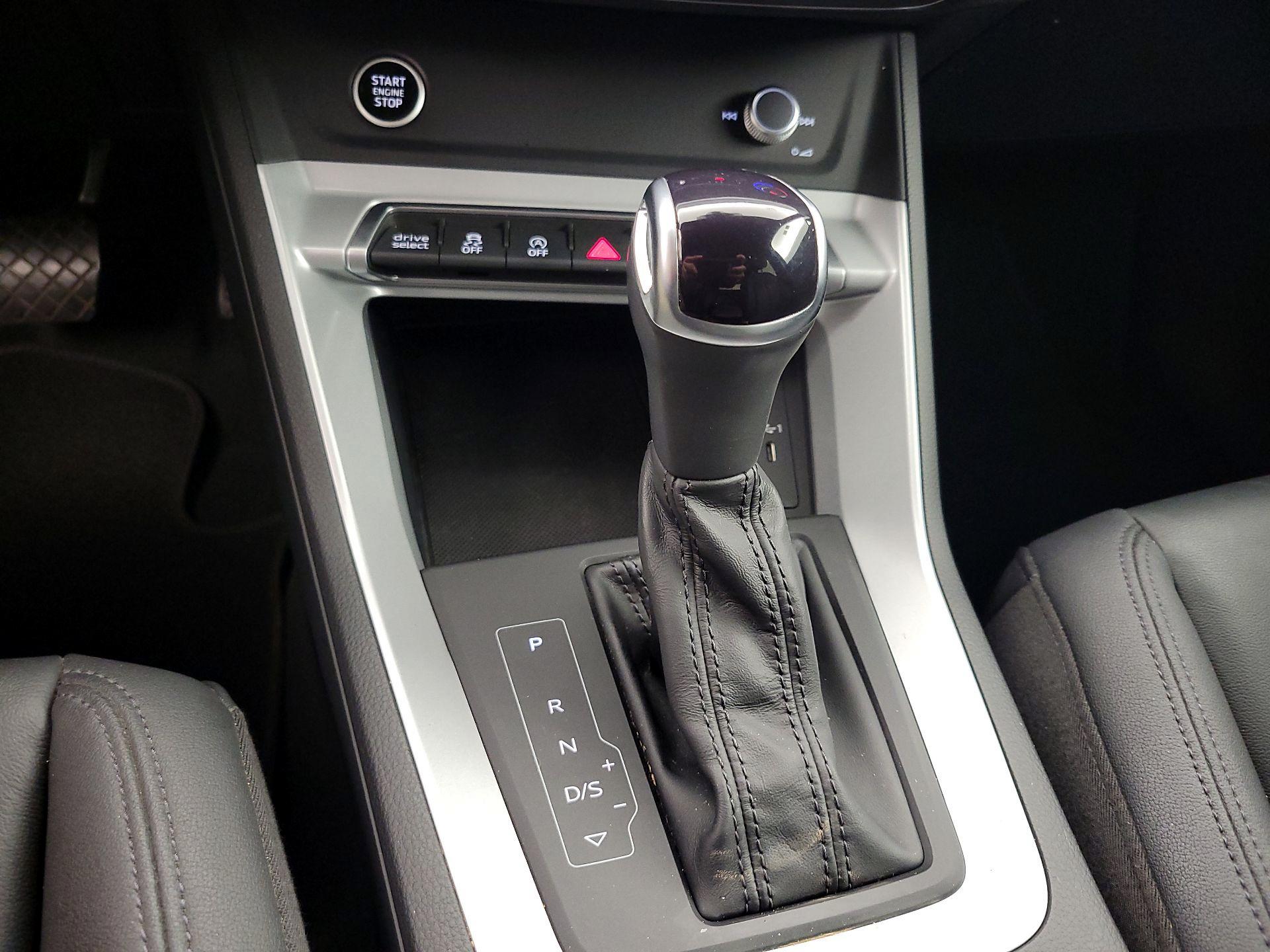 Thumbnail: 2022 Audi Q3 - 17