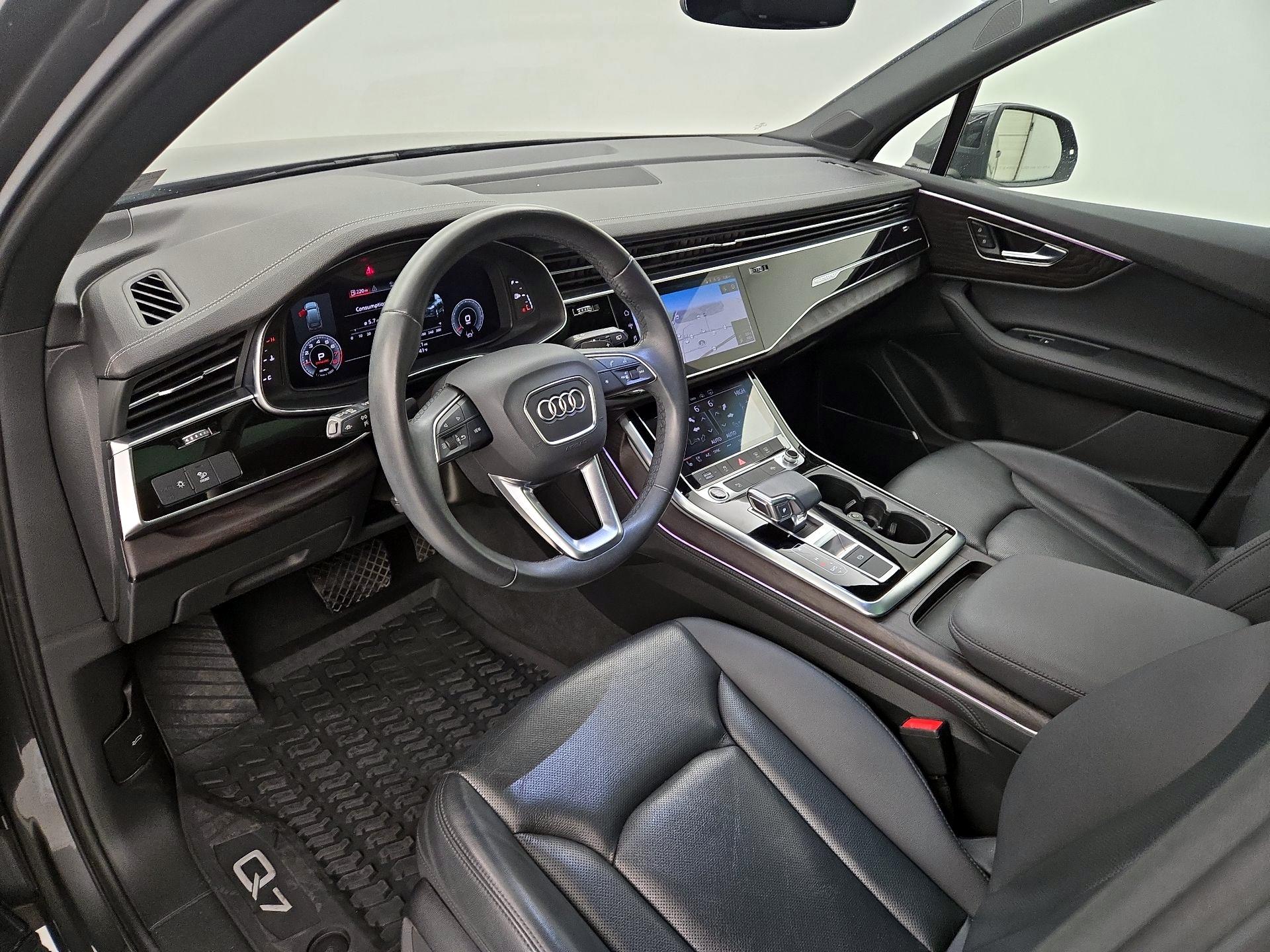 Thumbnail: 2023 Audi Q7 - 11