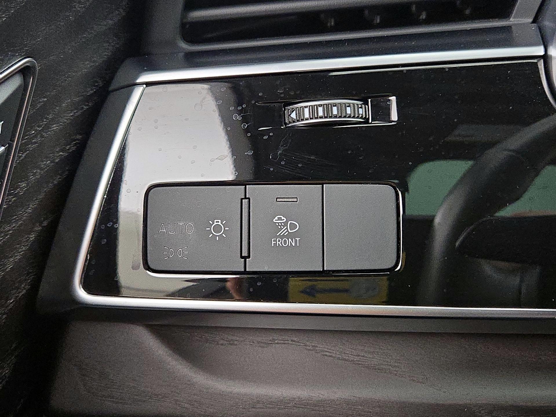 Thumbnail: 2023 Audi Q7 - 13