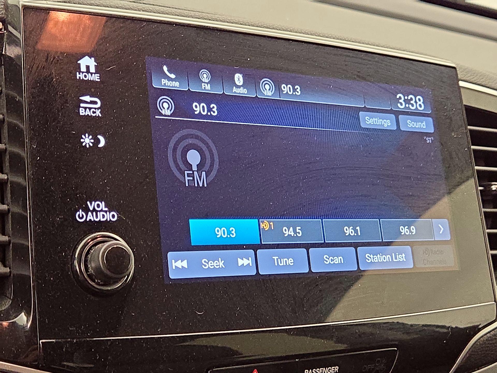 Thumbnail: 2020 Honda Pilot - 15