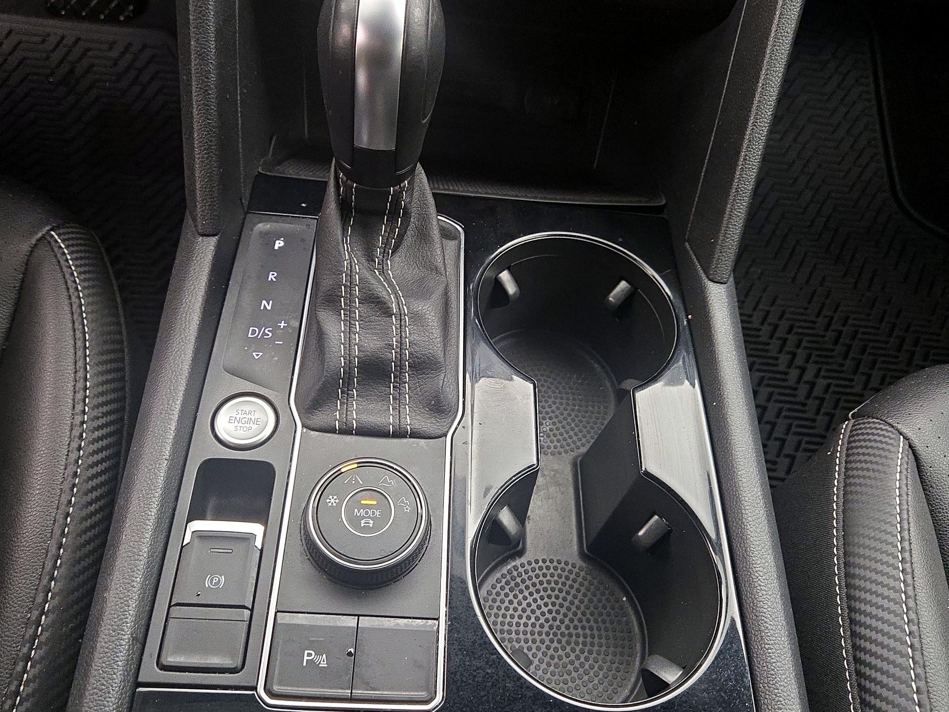 Thumbnail: 2022 Volkswagen Atlas - 17