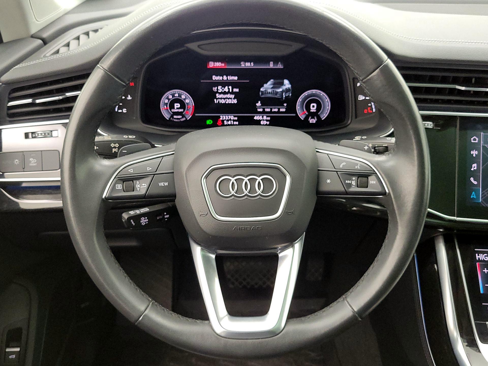 Thumbnail: 2023 Audi Q7 - 10