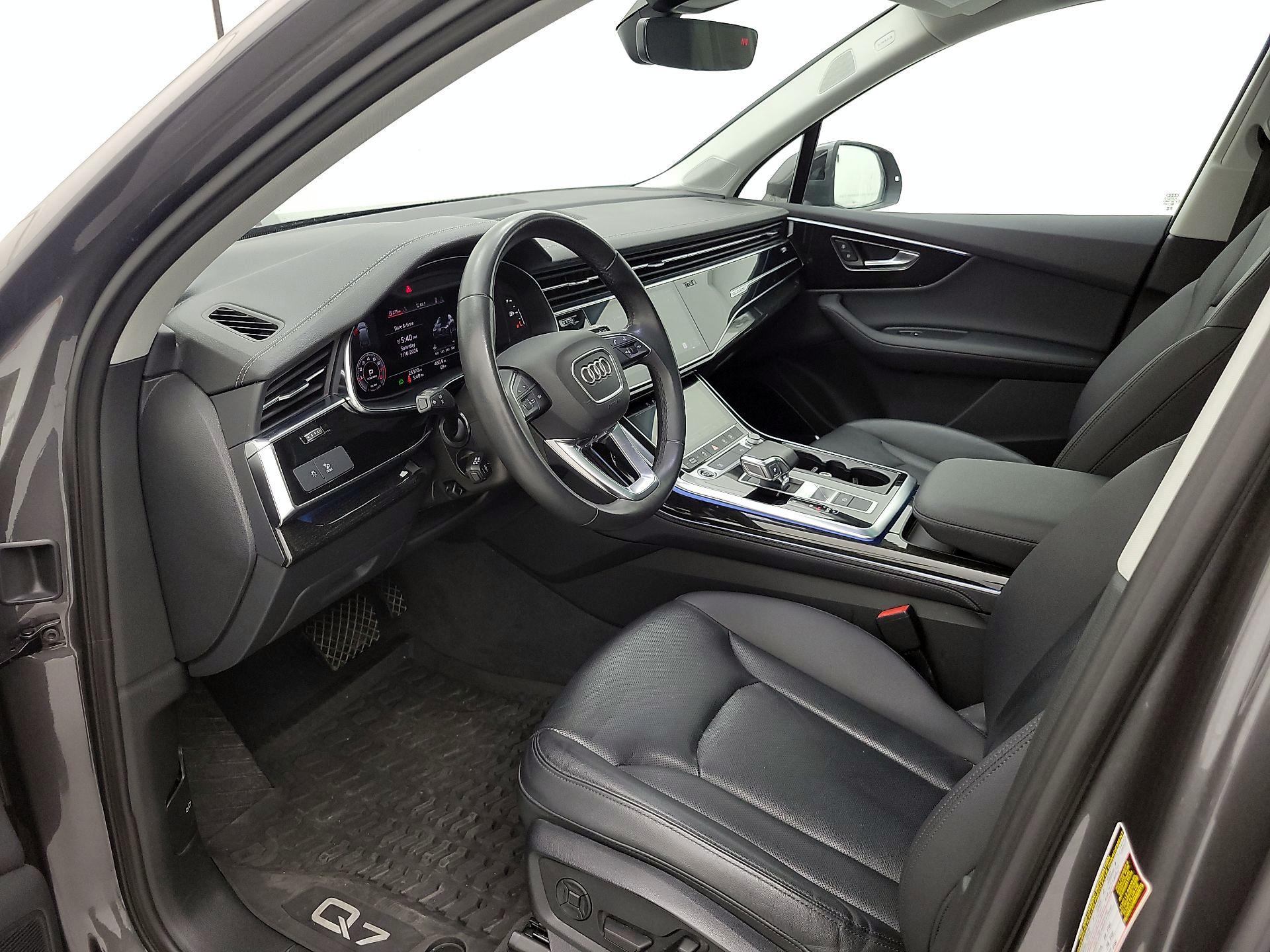 Thumbnail: 2023 Audi Q7 - 11