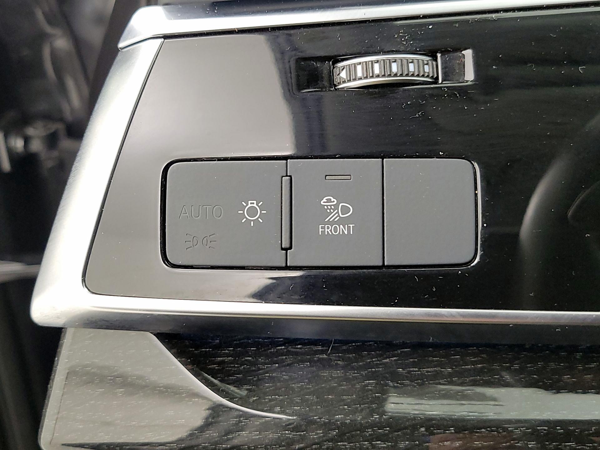 Thumbnail: 2023 Audi Q7 - 13