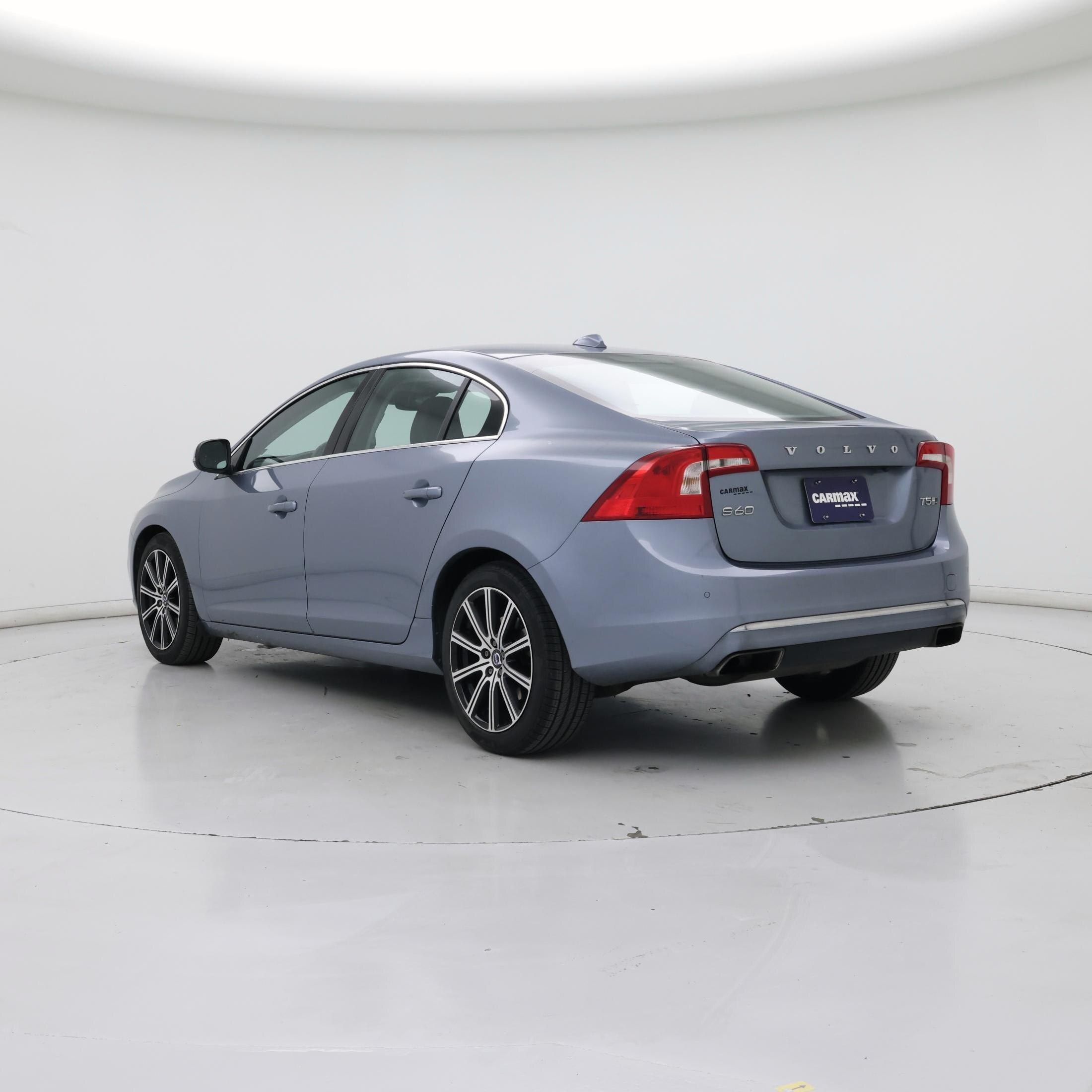 Thumbnail: 2017 Volvo S60 - 2