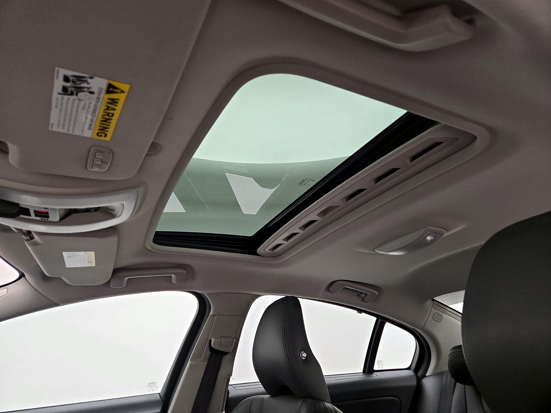 Thumbnail: 2017 Volvo S60 - 20