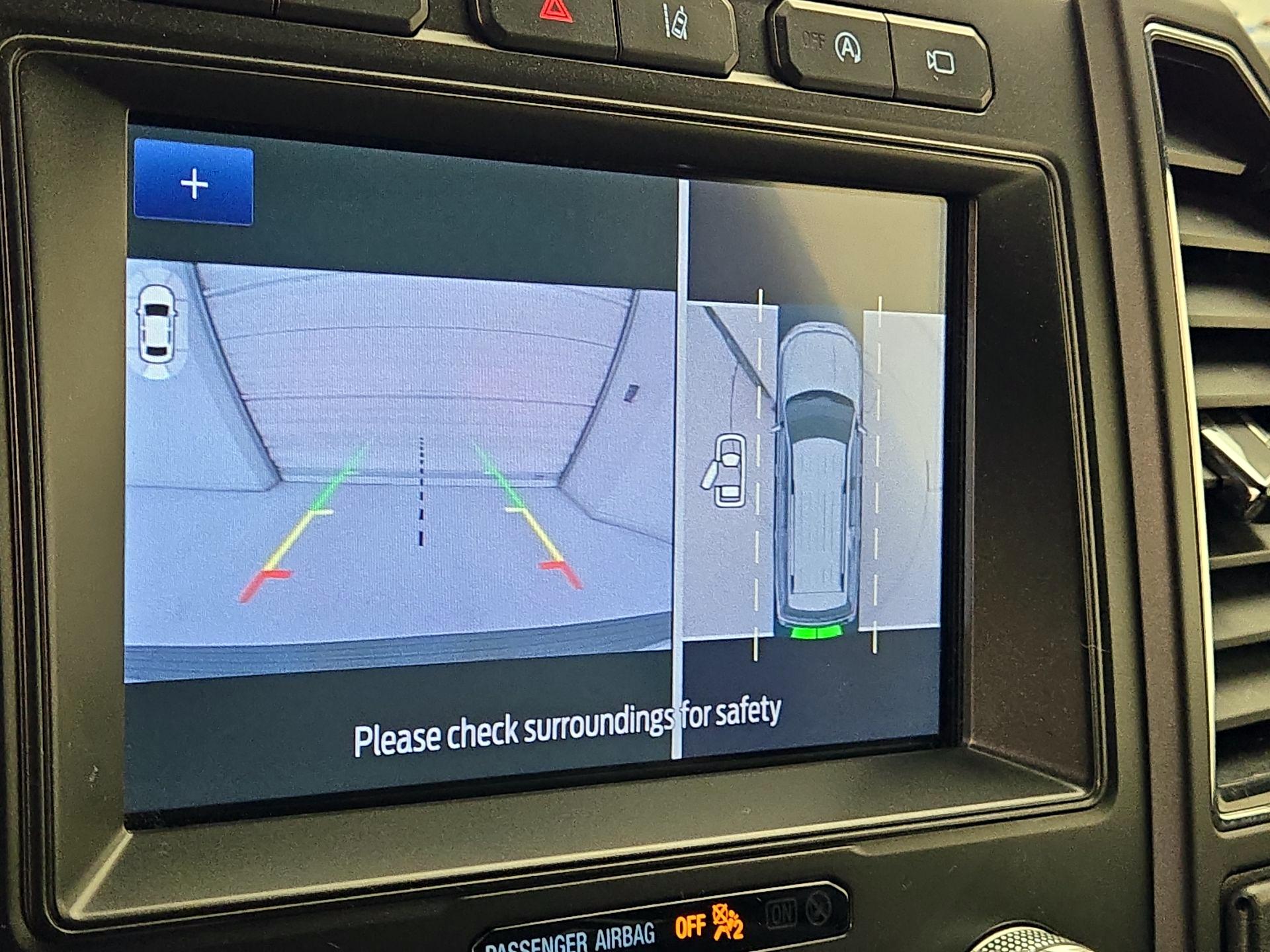 Thumbnail: 2020 Ford Expedition - 14