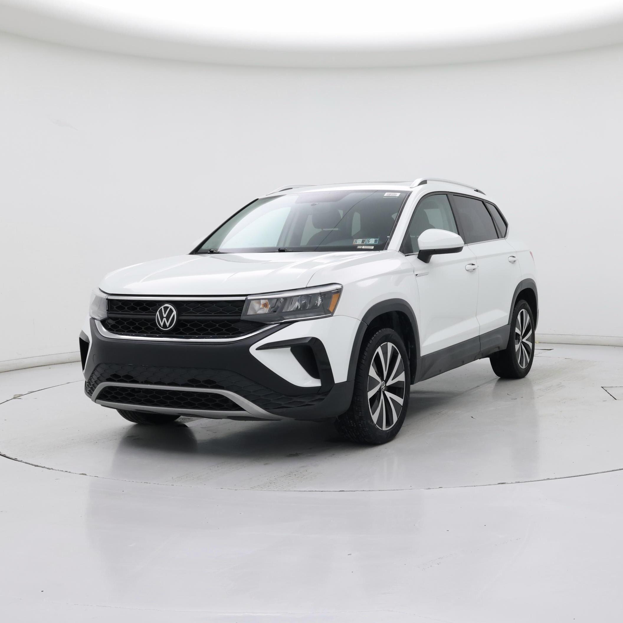 Thumbnail: 2022 Volkswagen Taos - 4