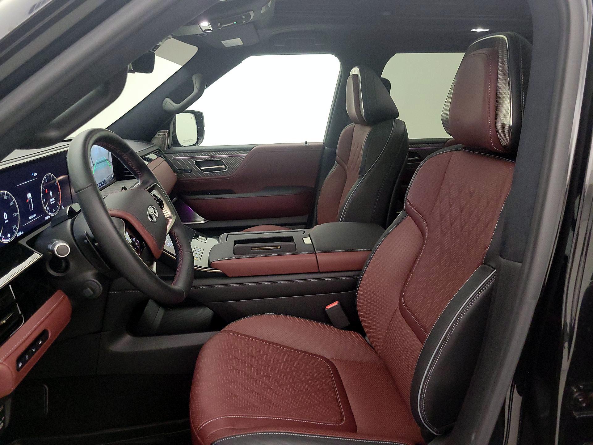 Thumbnail: 2025 INFINITI QX80 - 11