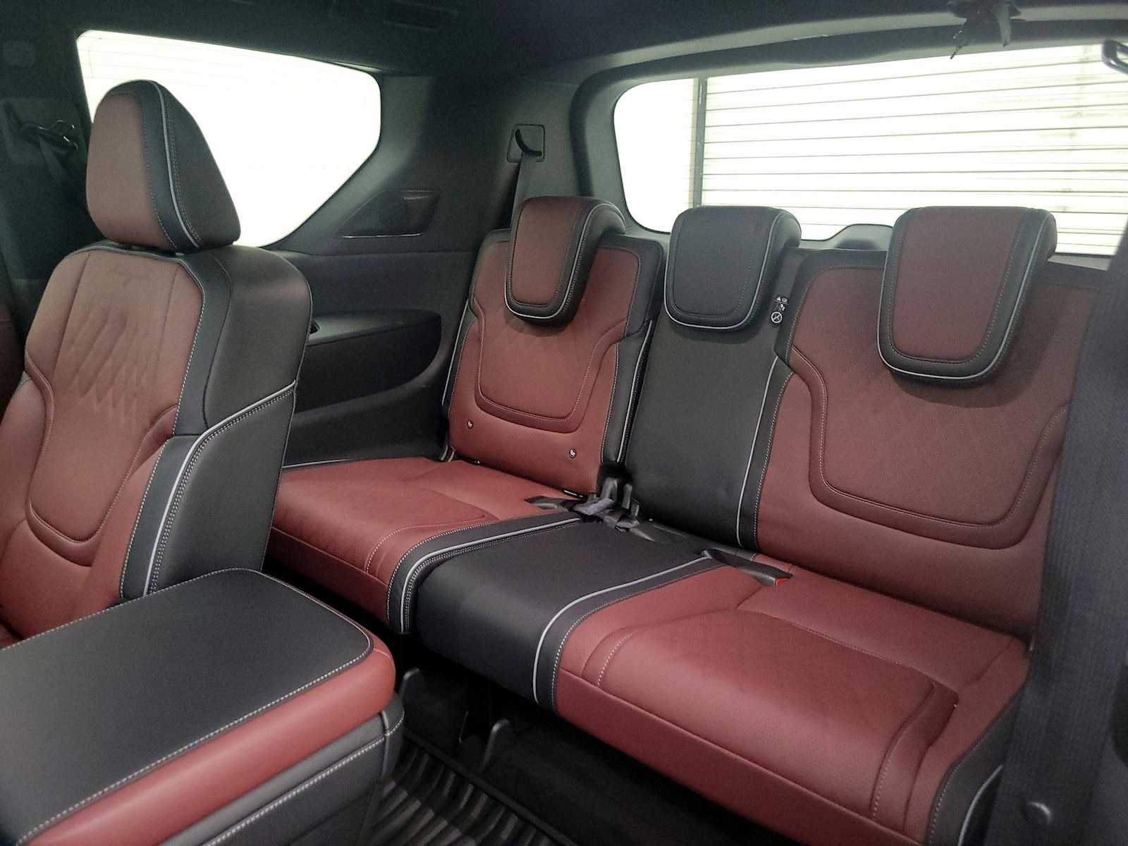 2025 INFINITI QX80 Autograph 4WD - Photo 22