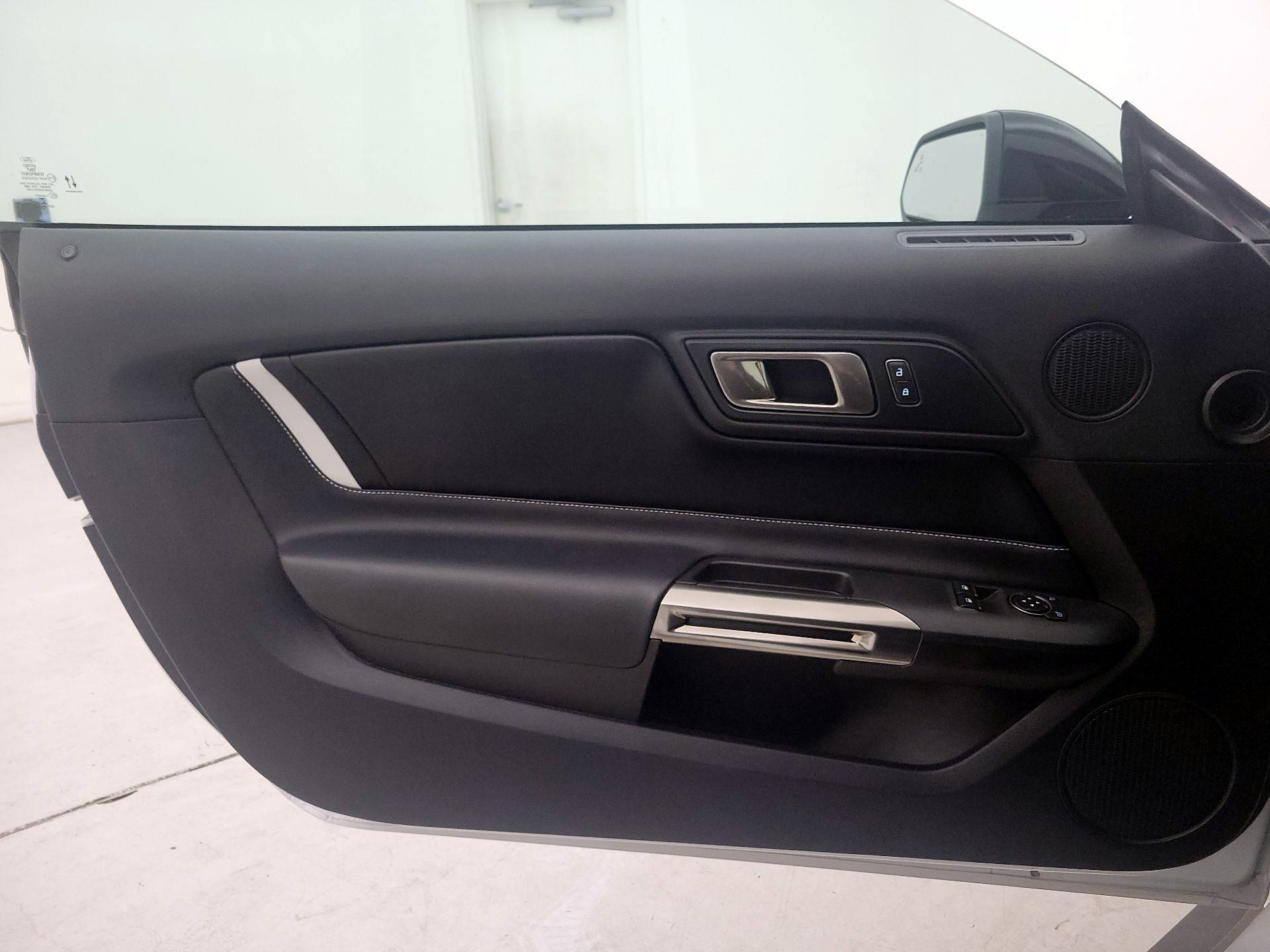 Thumbnail: 2020 Ford Mustang - 12