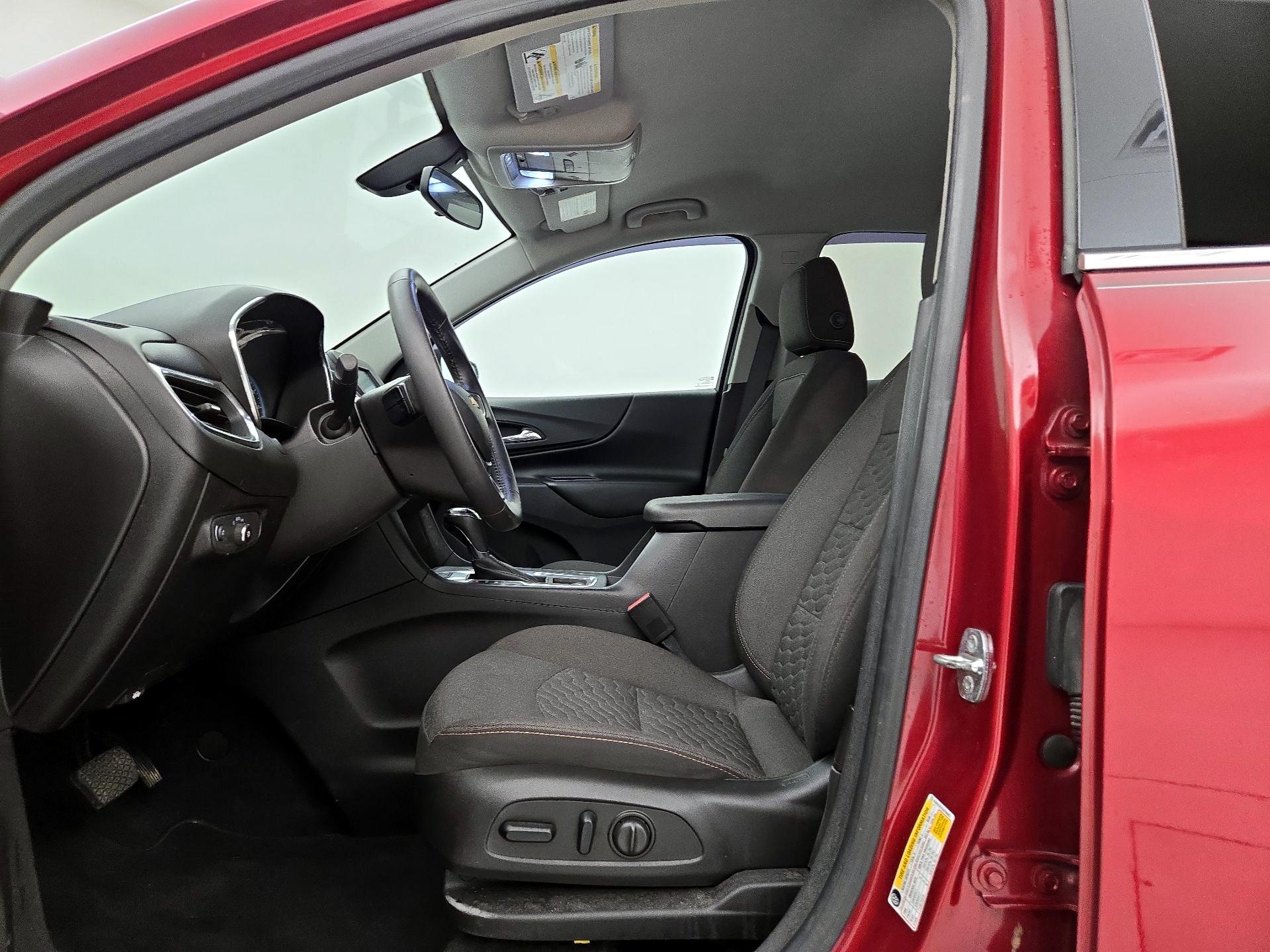 Thumbnail: 2018 Chevrolet Equinox - 11