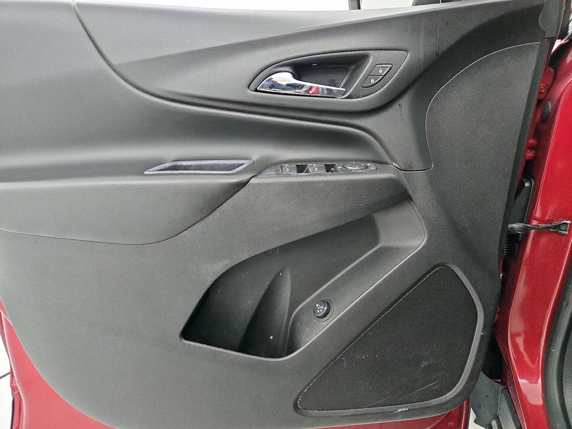 Thumbnail: 2018 Chevrolet Equinox - 12