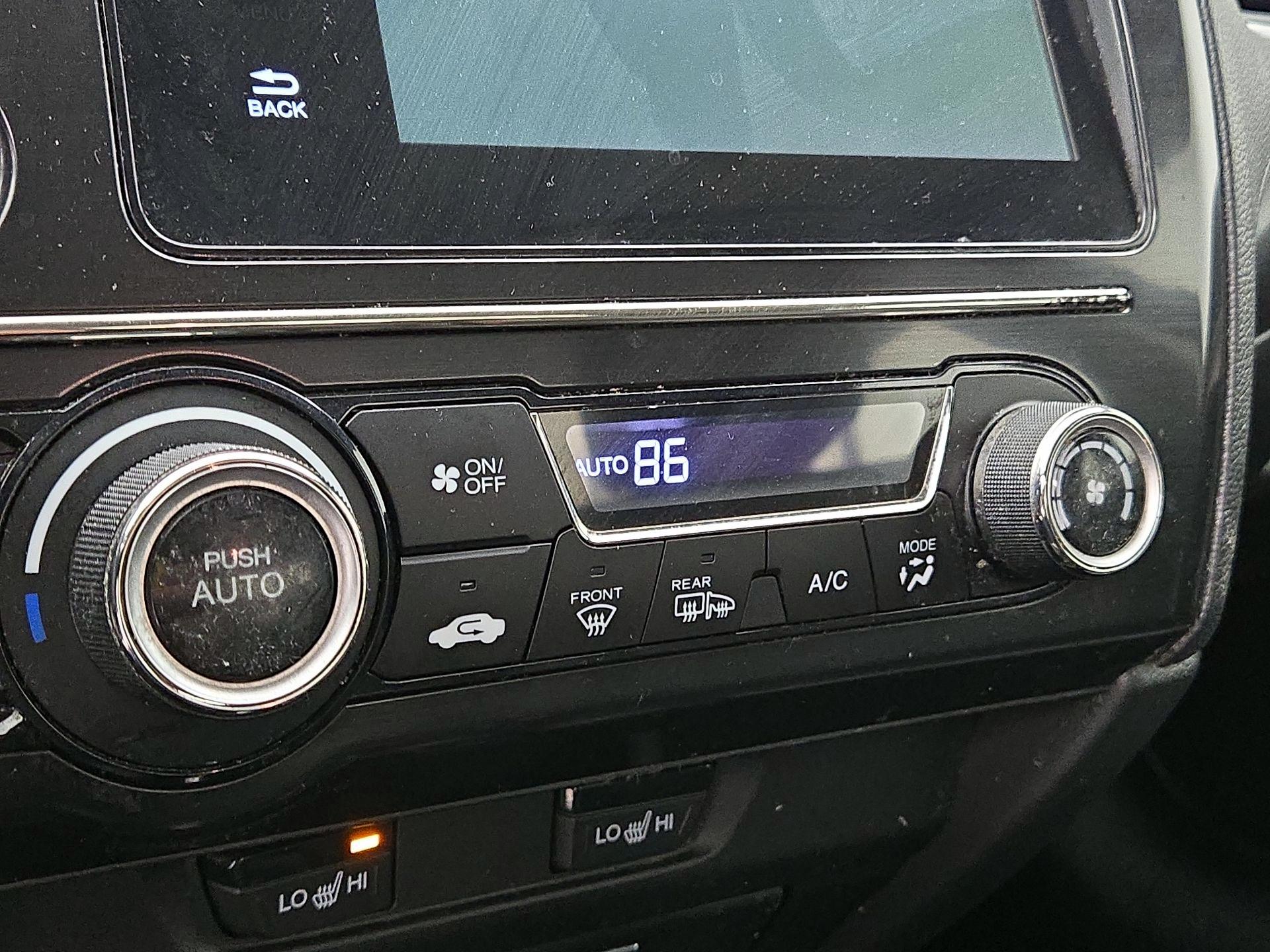 Thumbnail: 2015 Honda Civic - 15