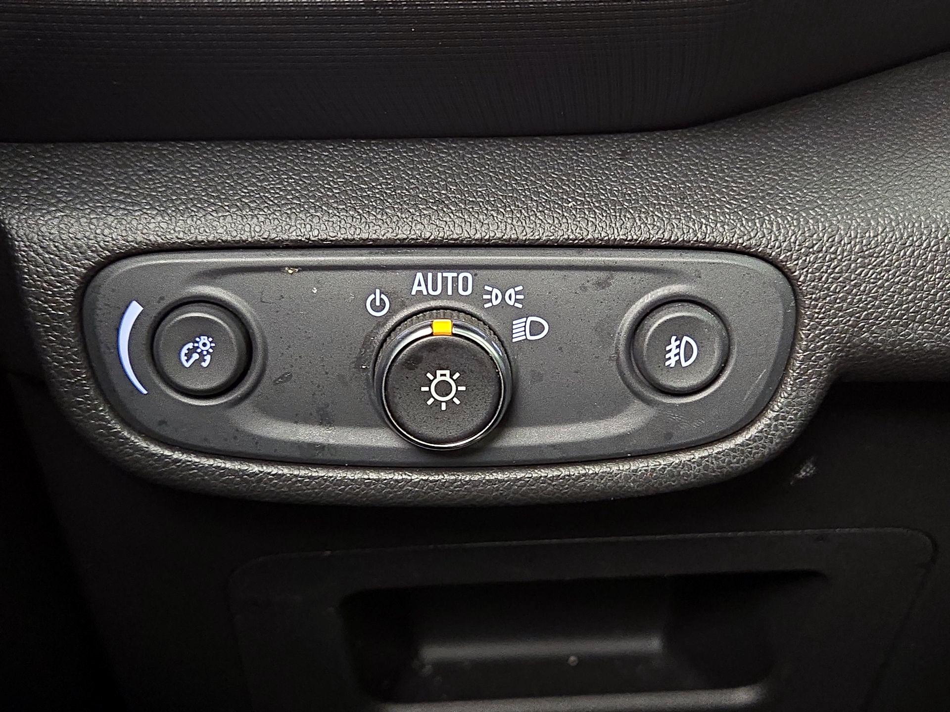 Thumbnail: 2022 Chevrolet TrailBlazer - 13