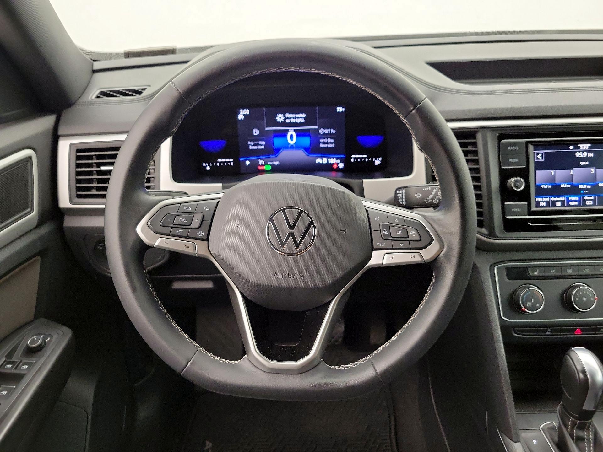 Thumbnail: 2022 Volkswagen Atlas - 10