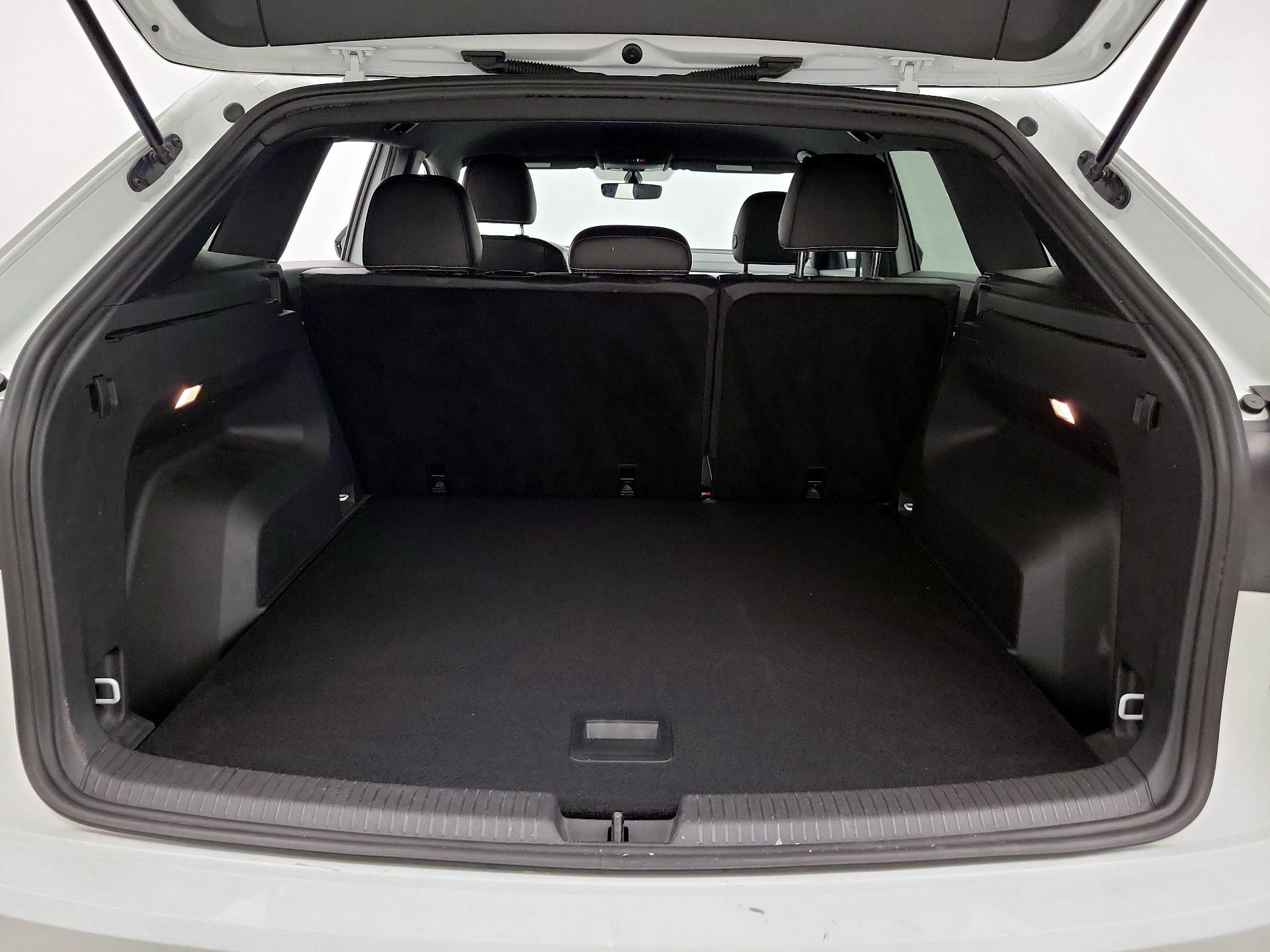 Thumbnail: 2022 Volkswagen Atlas - 20