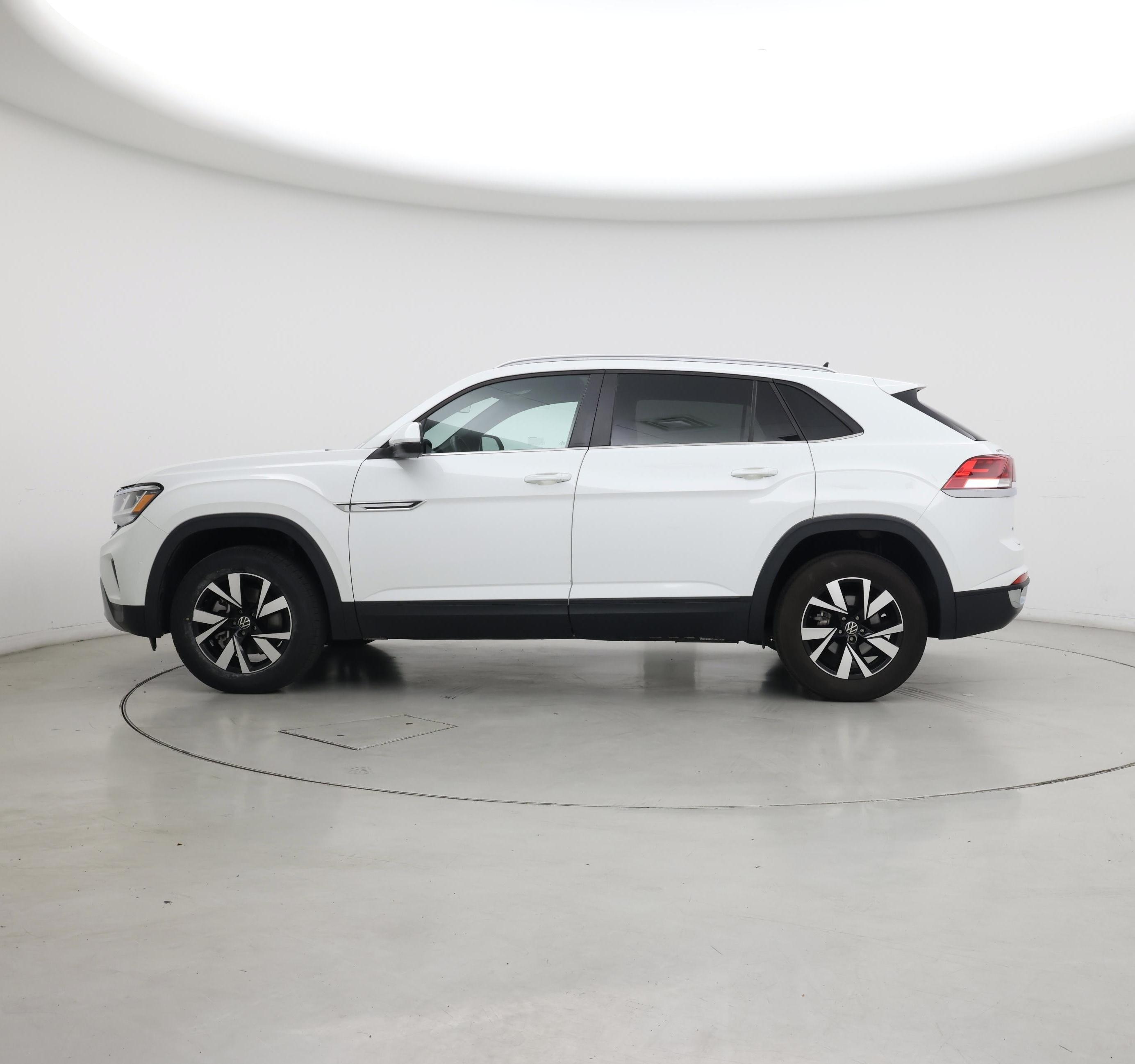 Thumbnail: 2022 Volkswagen Atlas - 3