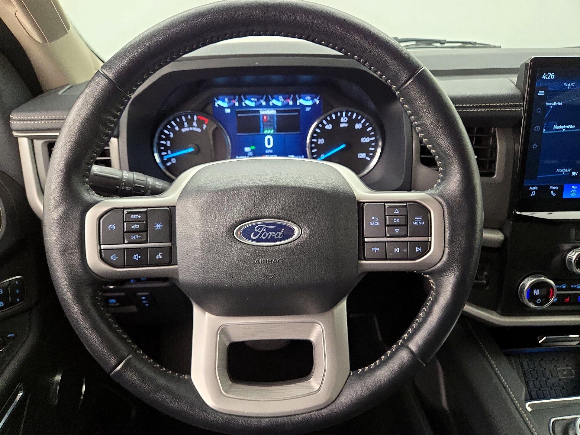 Thumbnail: 2023 Ford Expedition - 10