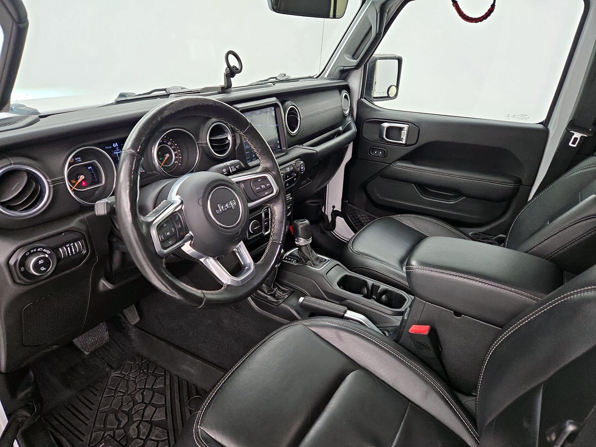 Thumbnail: 2020 Jeep Gladiator - 11