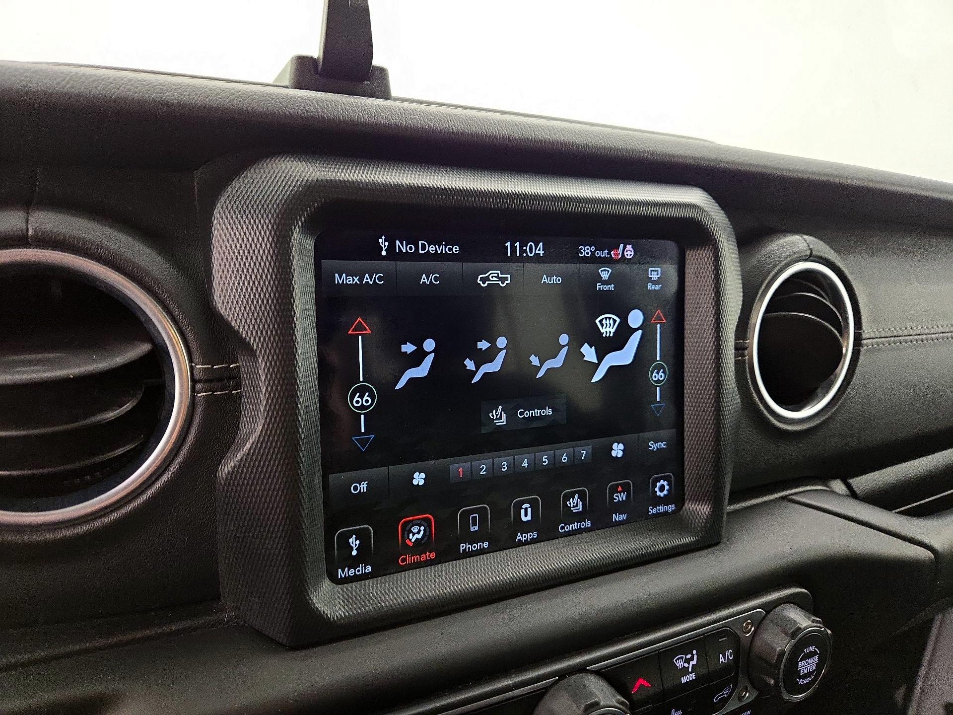 Thumbnail: 2020 Jeep Gladiator - 17