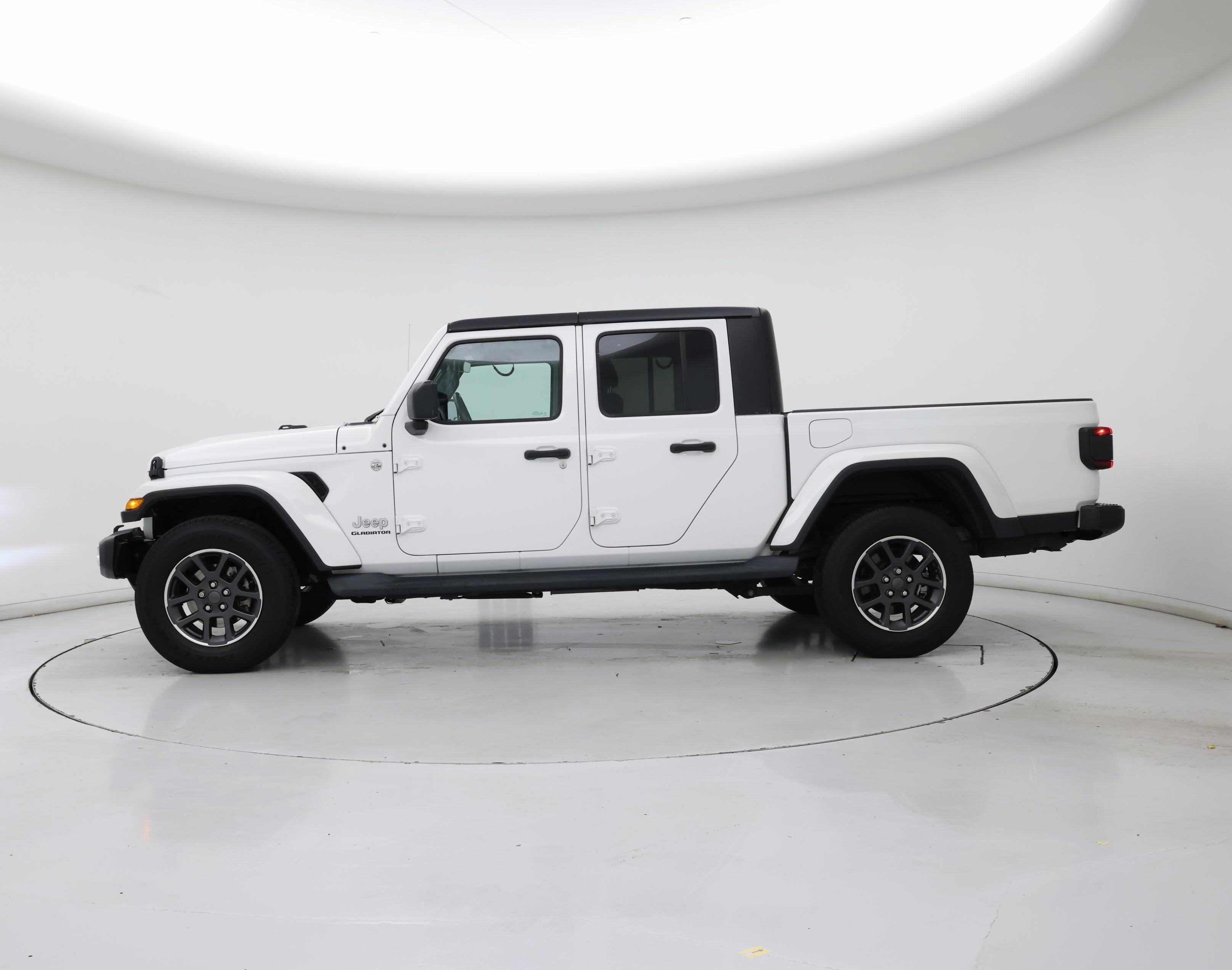Thumbnail: 2020 Jeep Gladiator - 3