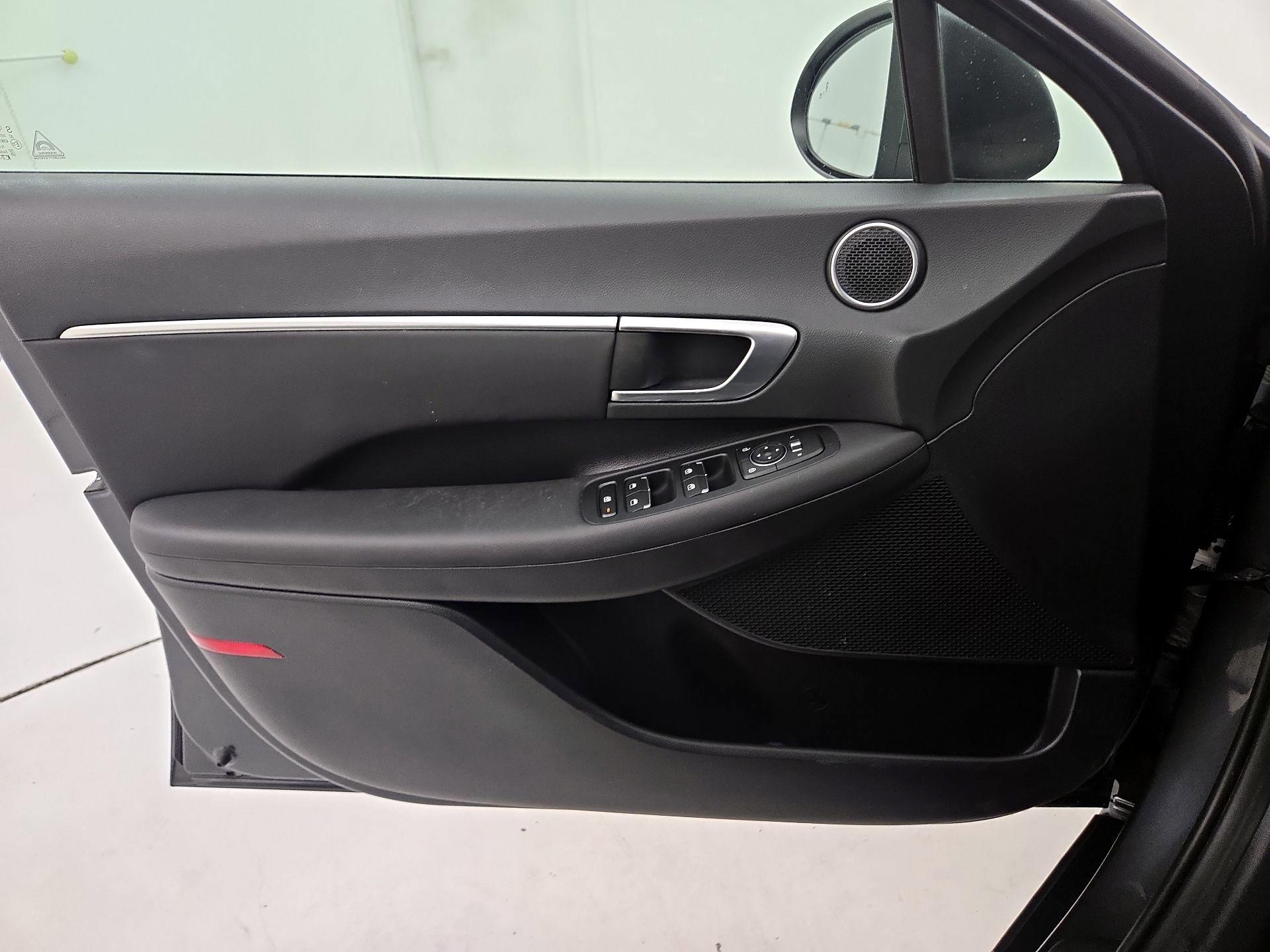 Thumbnail: 2022 Hyundai Sonata - 12